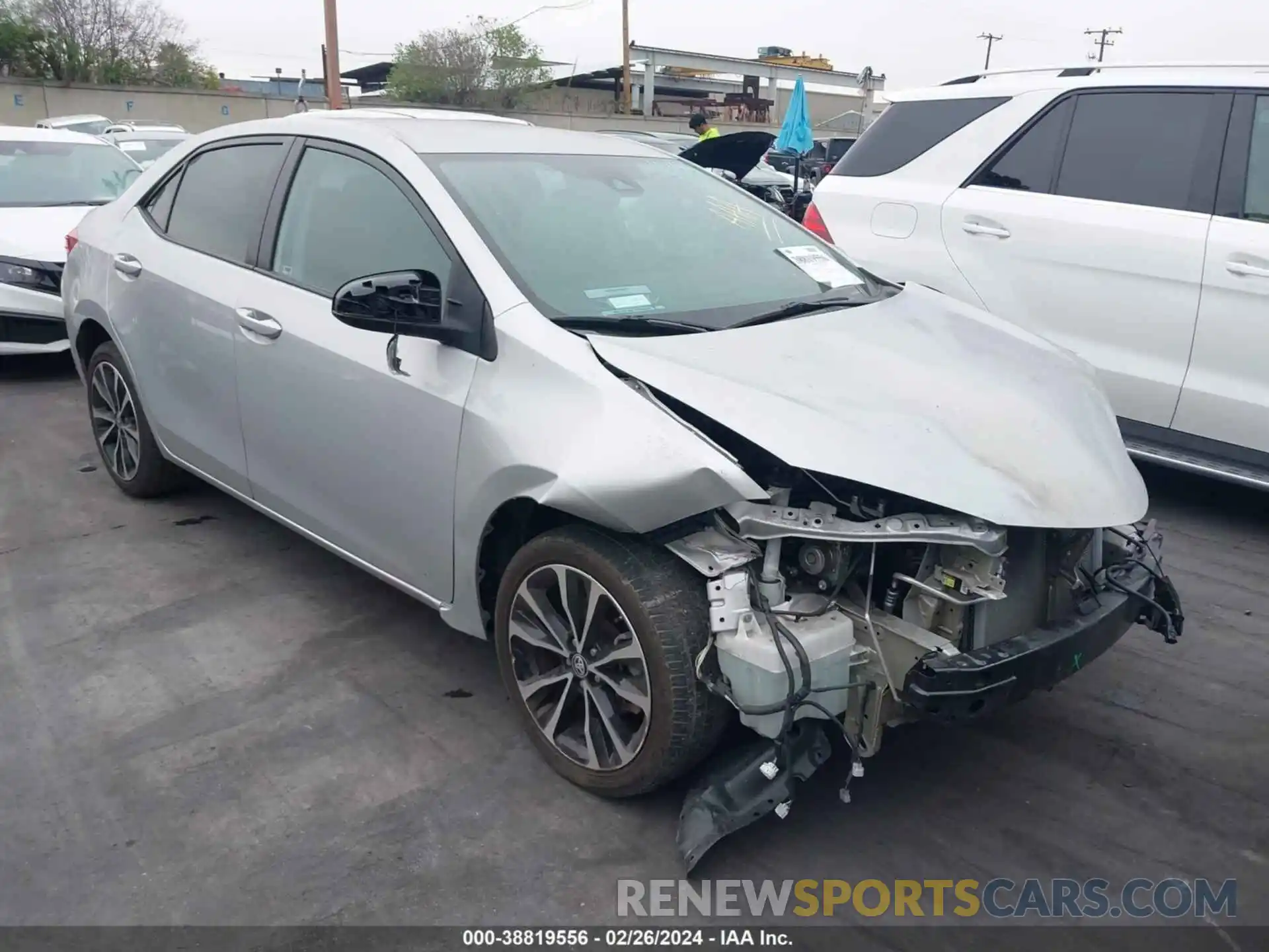 1 Photograph of a damaged car 5YFBURHEXKP865181 TOYOTA COROLLA 2019