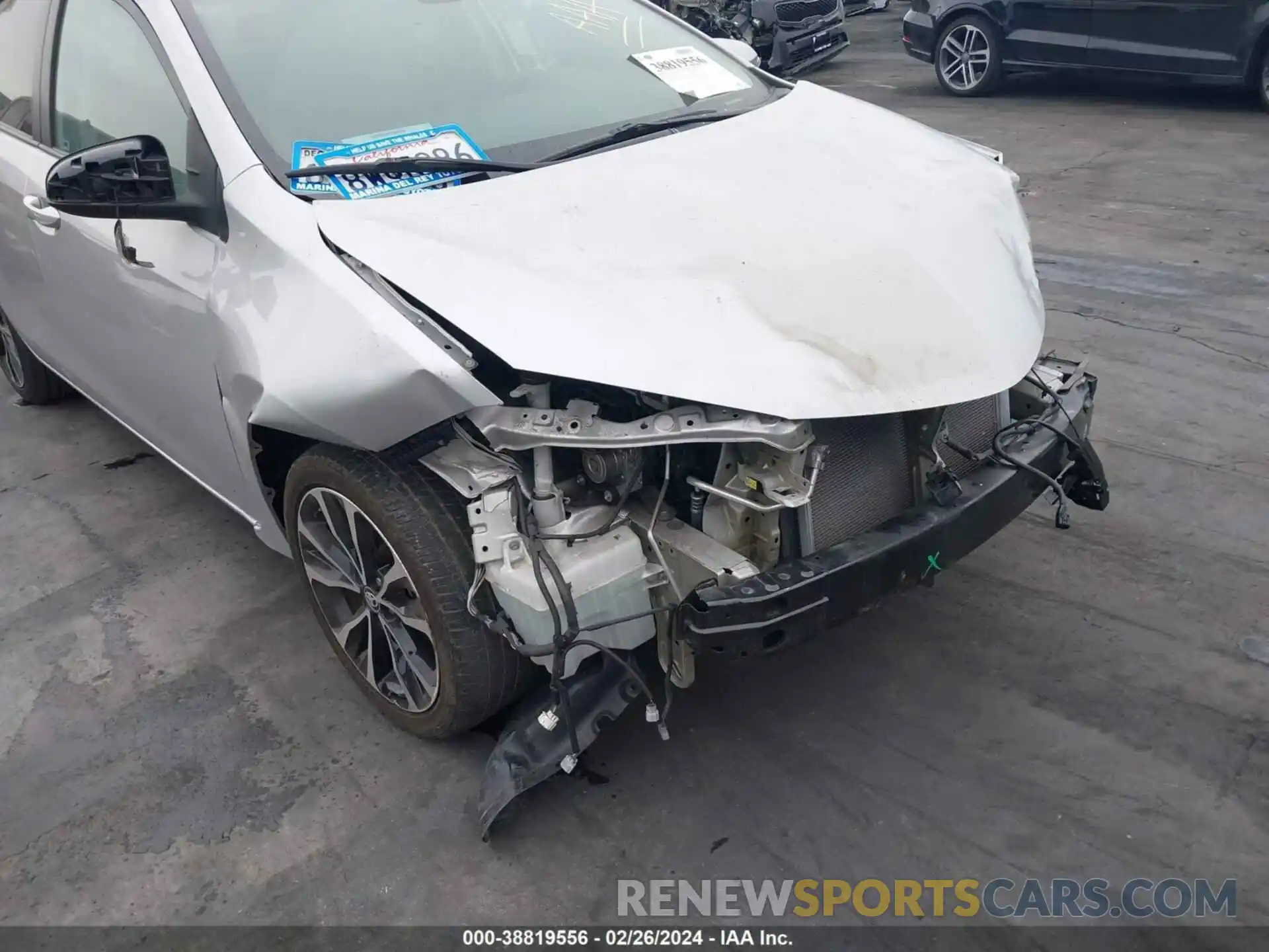 19 Photograph of a damaged car 5YFBURHEXKP865181 TOYOTA COROLLA 2019