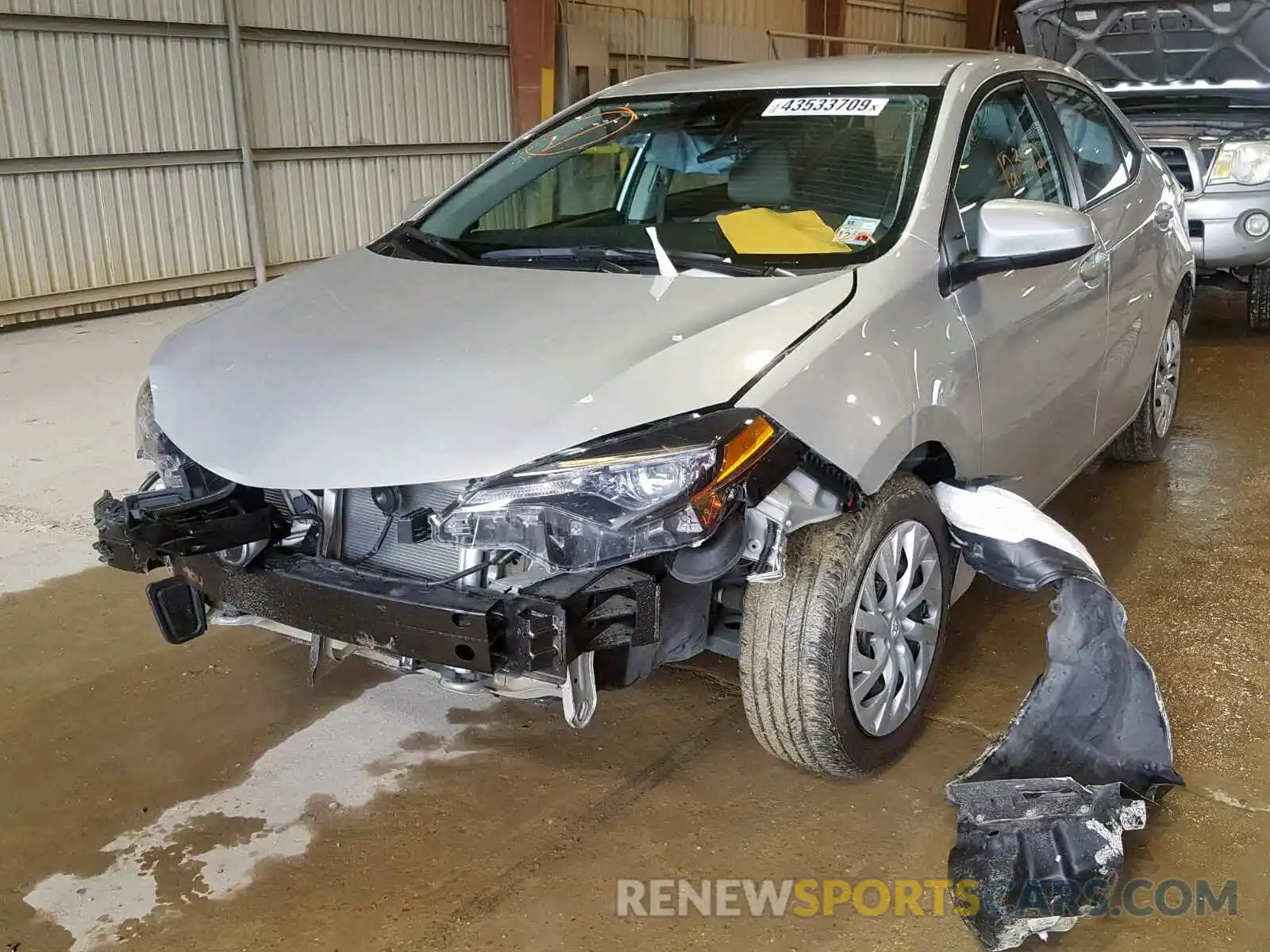 2 Photograph of a damaged car 5YFBURHEXKP908255 TOYOTA COROLLA 2019