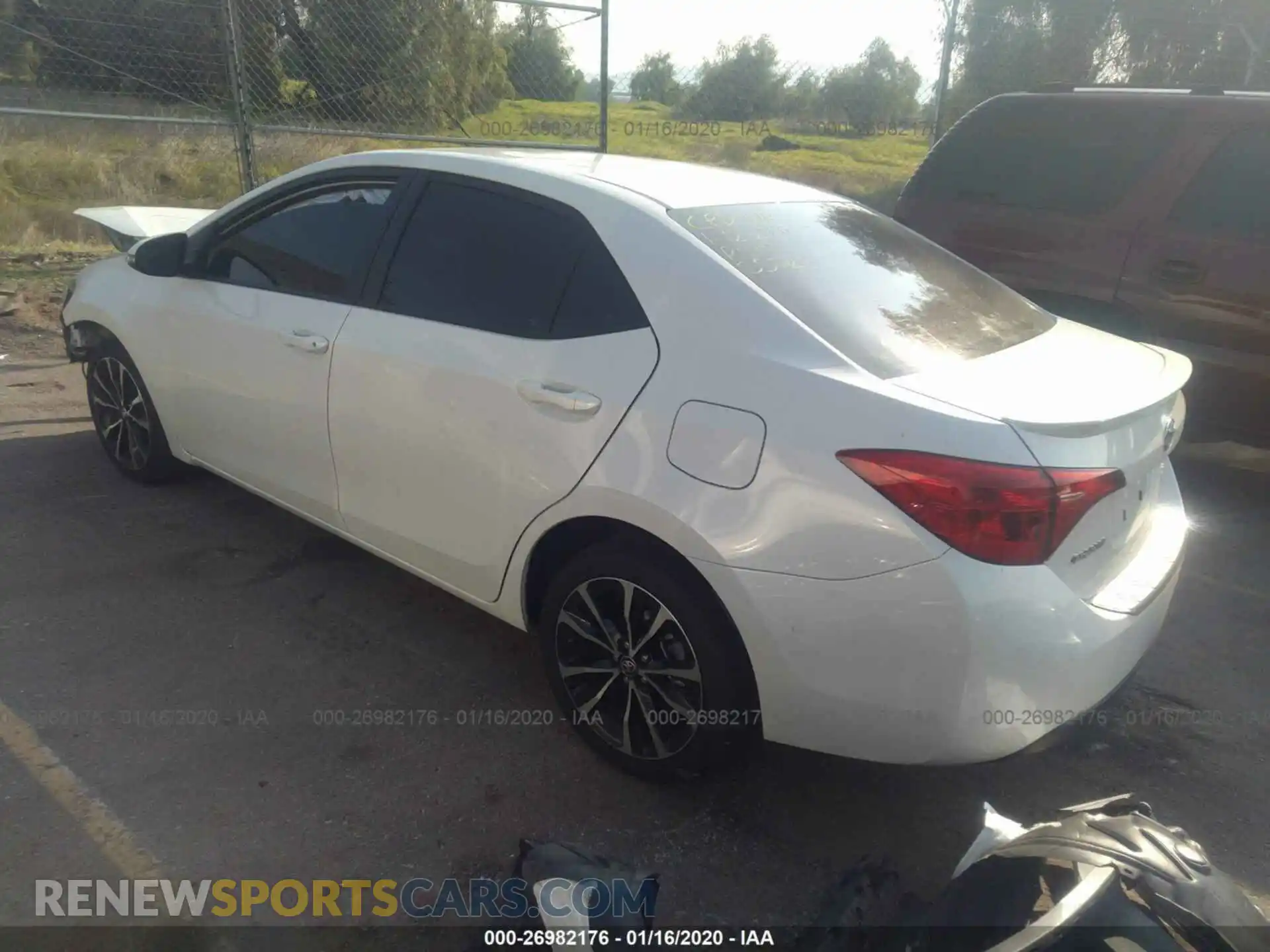 3 Photograph of a damaged car 5YFBURHEXKP923743 TOYOTA COROLLA 2019