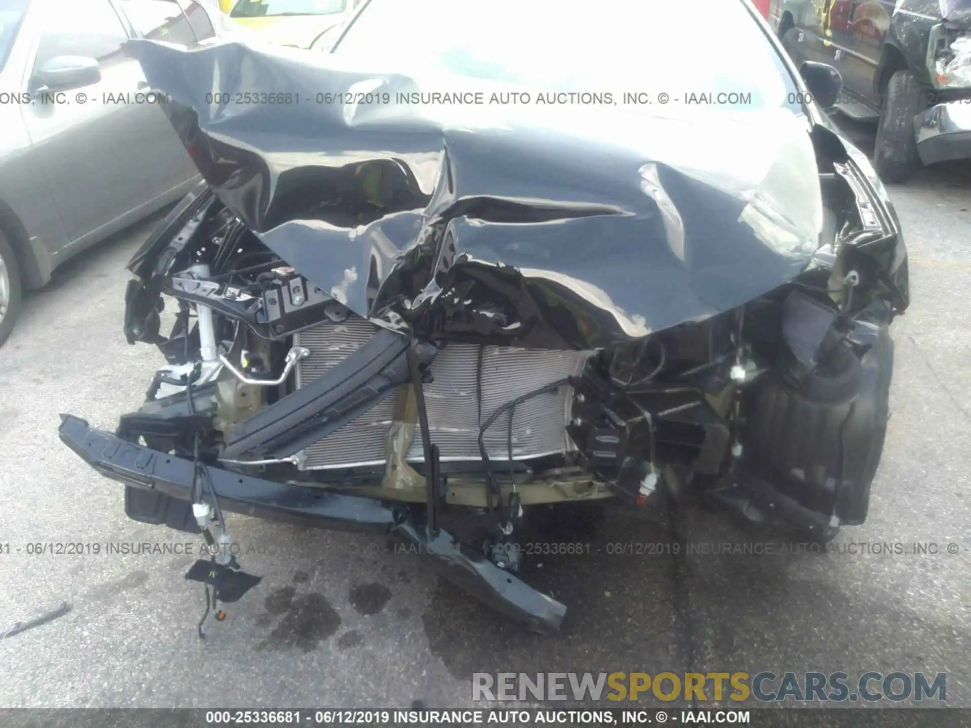 6 Photograph of a damaged car 5YFBURHEXKP929431 TOYOTA COROLLA 2019