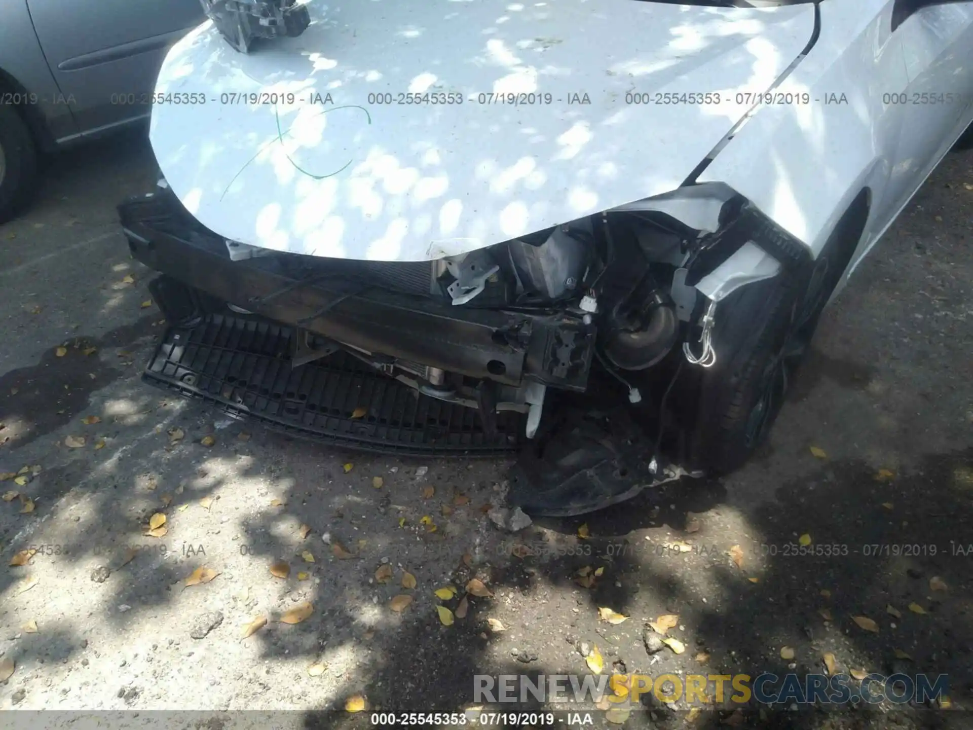 6 Photograph of a damaged car 5YFBURHEXKP930319 TOYOTA COROLLA 2019