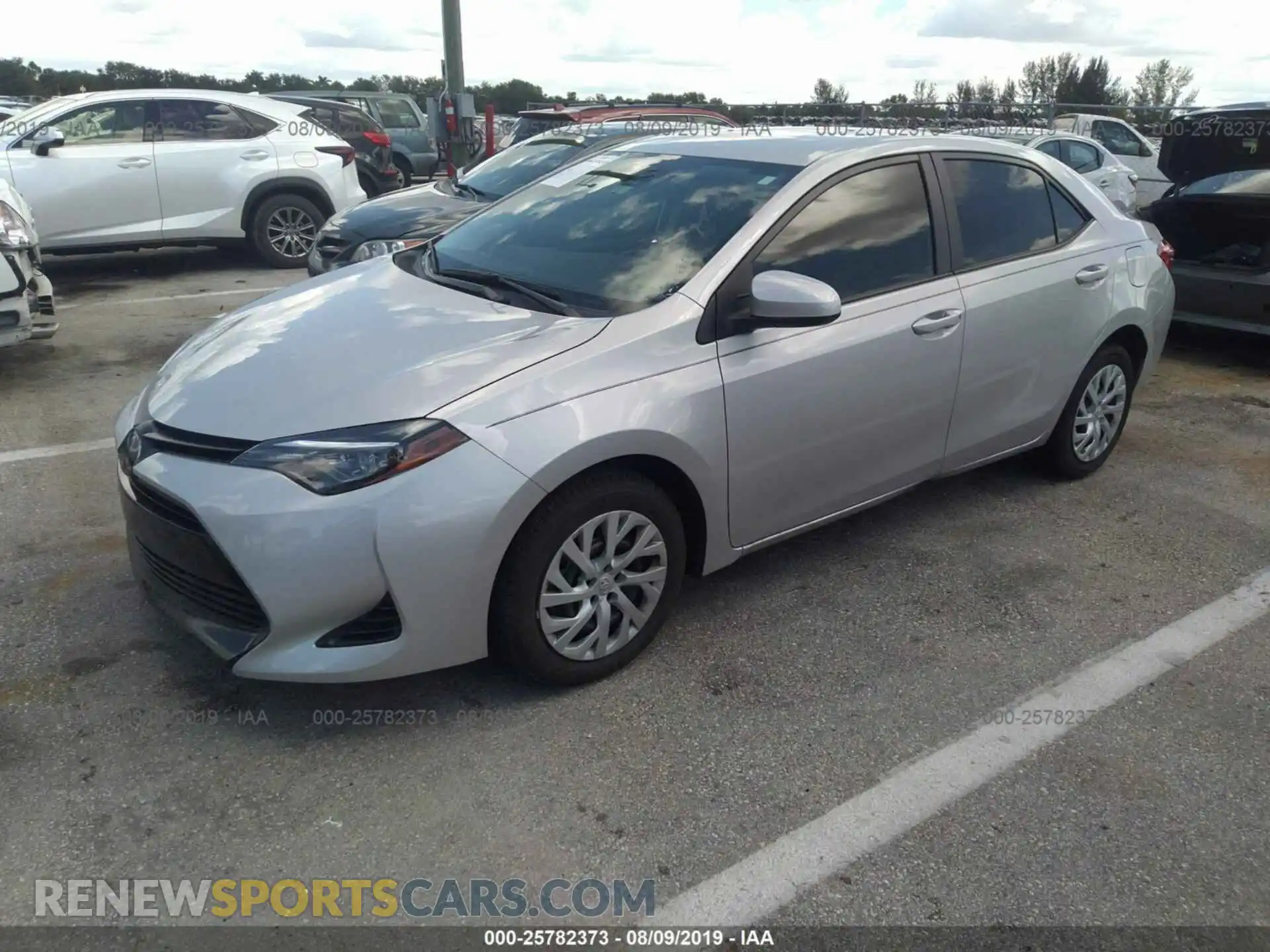 2 Photograph of a damaged car 5YFBURHEXKP946830 TOYOTA COROLLA 2019
