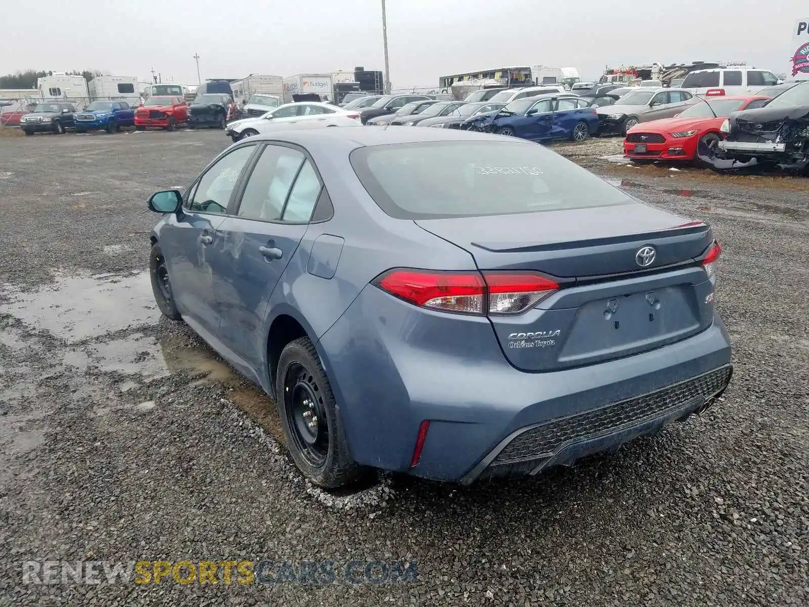3 Photograph of a damaged car 5YFB4RBE1LP002845 TOYOTA COROLLA 2020