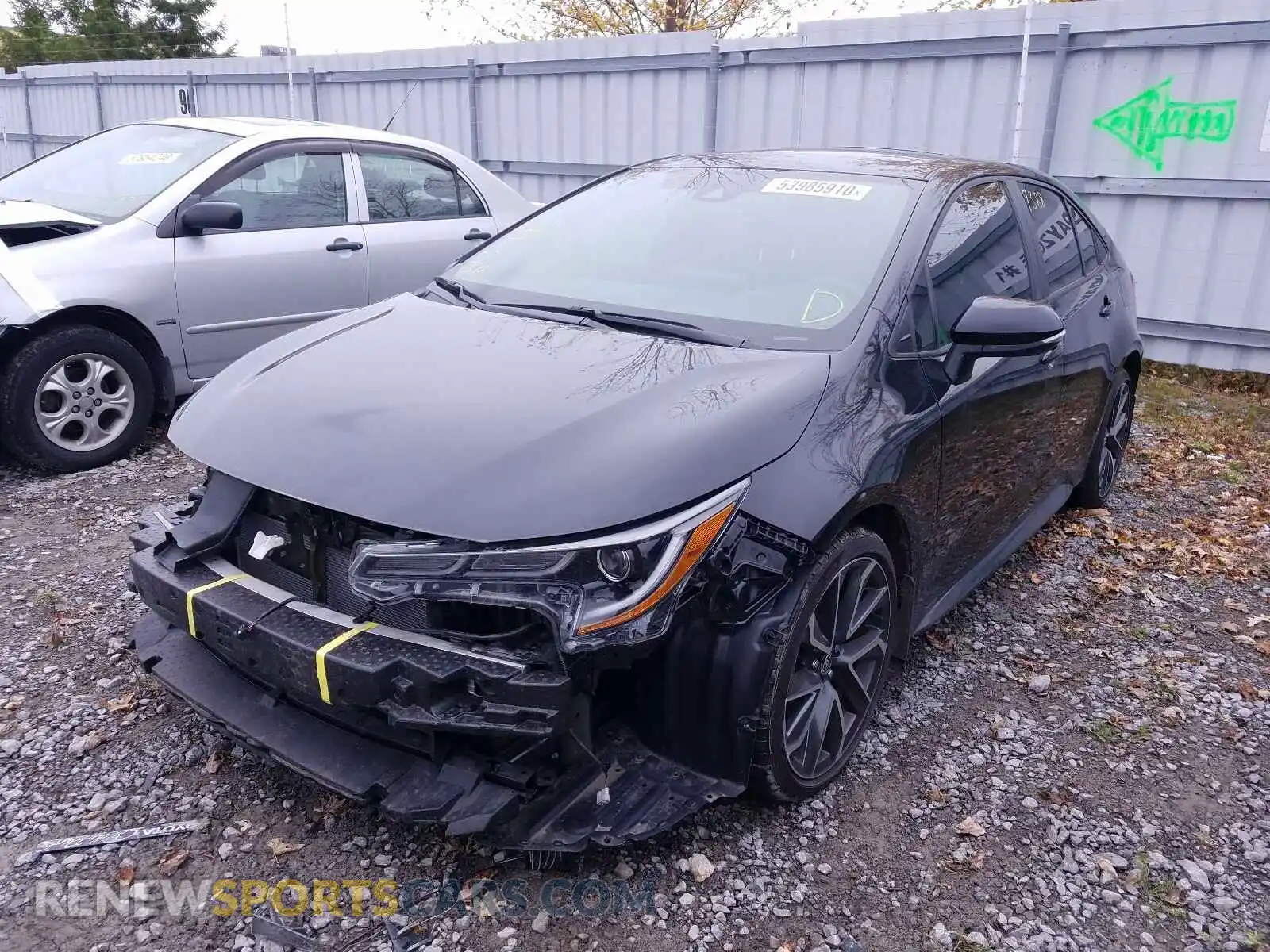 2 Photograph of a damaged car 5YFB4RBE2LP007987 TOYOTA COROLLA 2020
