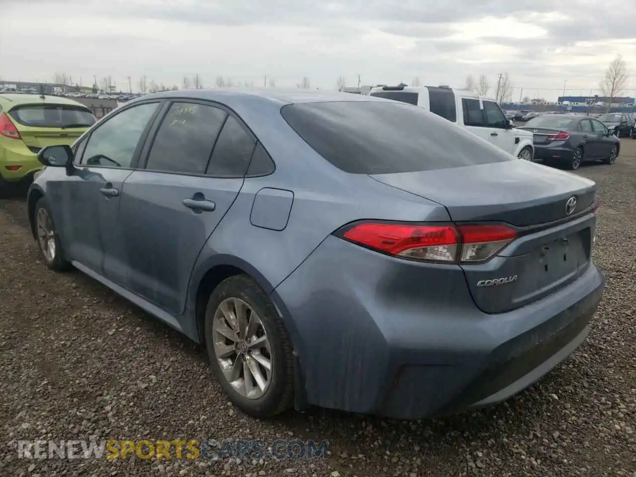 3 fotografías del automóvil dañado 5YFBPRBE1LP131739 TOYOTA COROLLA 2020