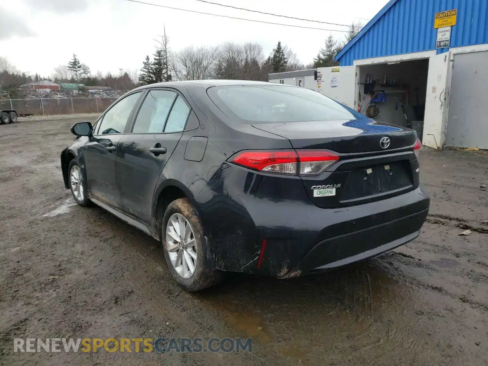 3 Photograph of a damaged car 5YFBPRBE5LP019011 TOYOTA COROLLA 2020