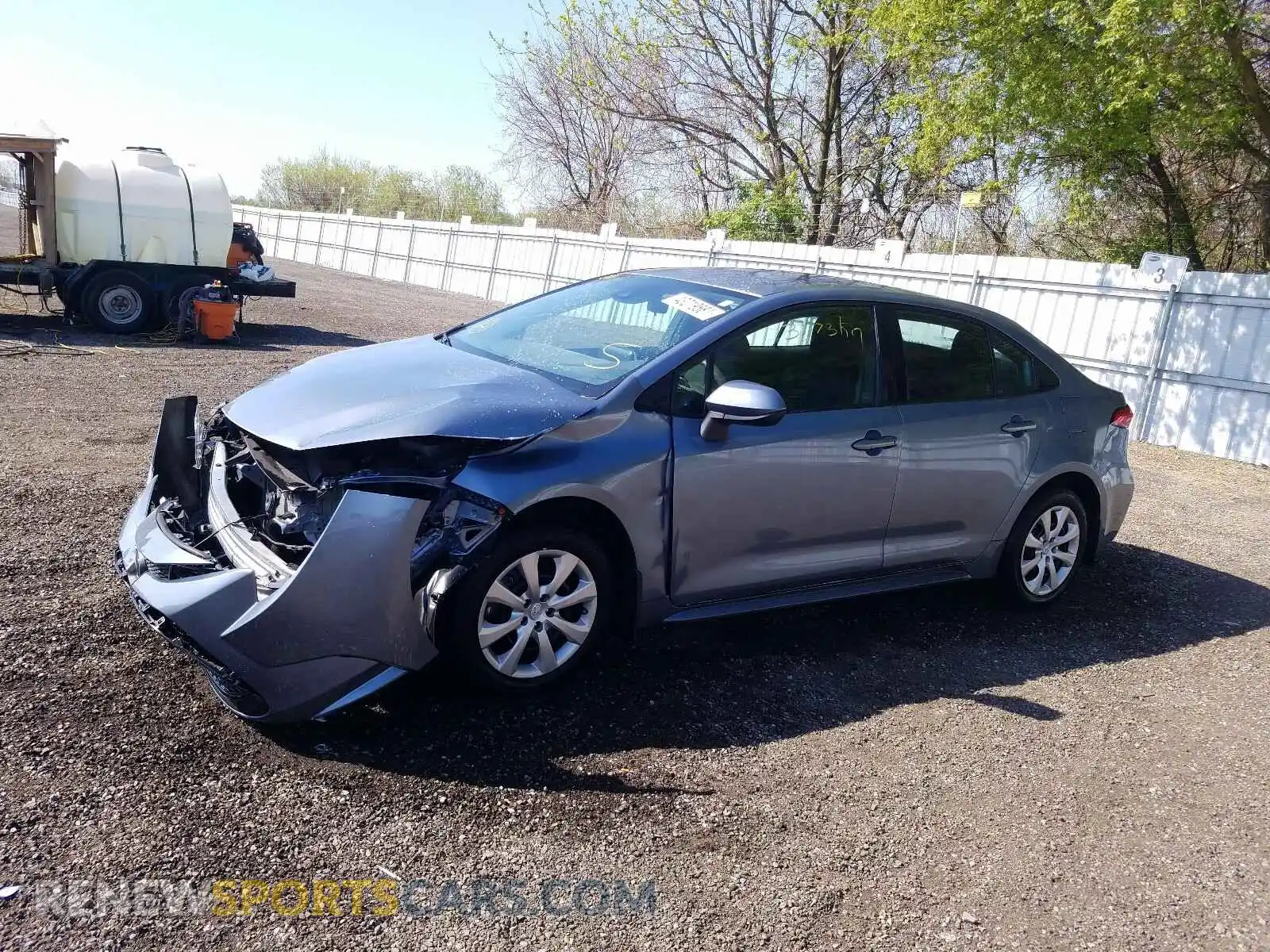 2 Photograph of a damaged car 5YFBPRBE5LP127290 TOYOTA COROLLA 2020