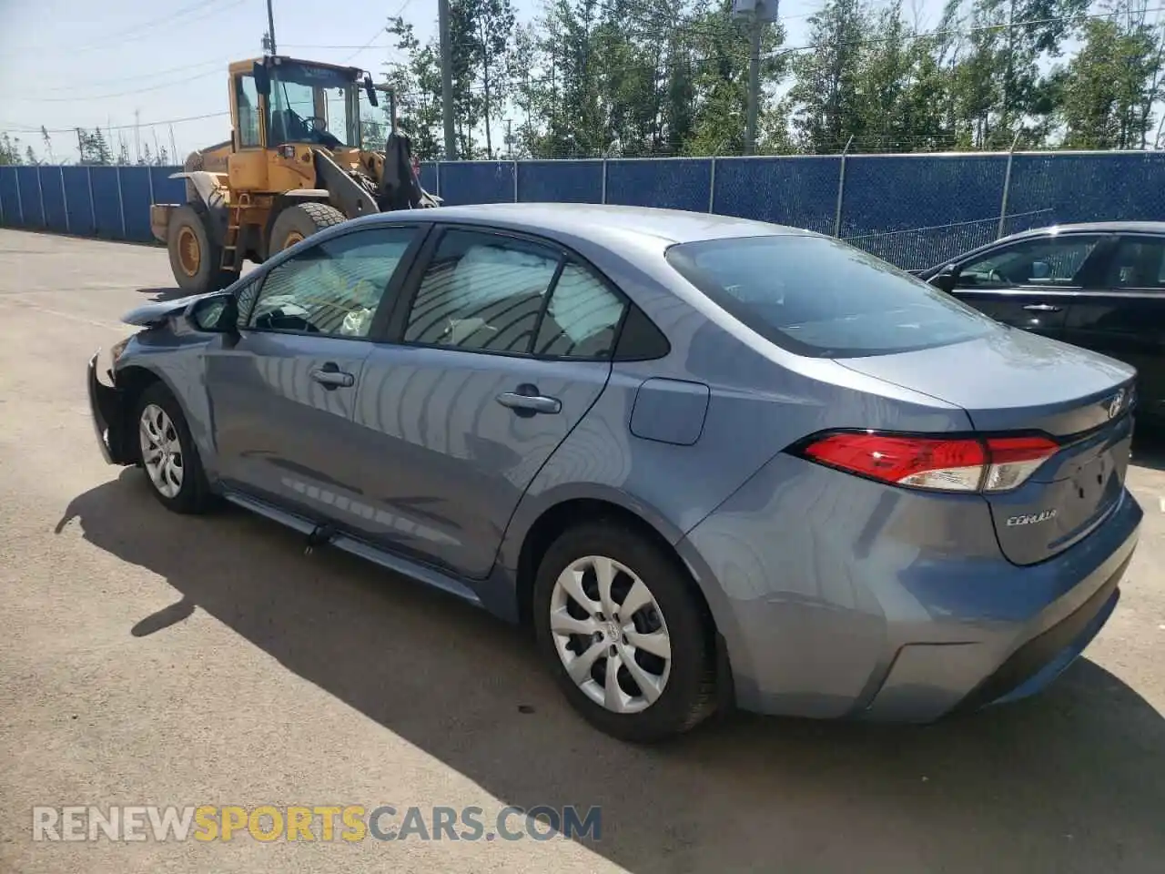 3 Photograph of a damaged car 5YFBPRBE6LP003111 TOYOTA COROLLA 2020