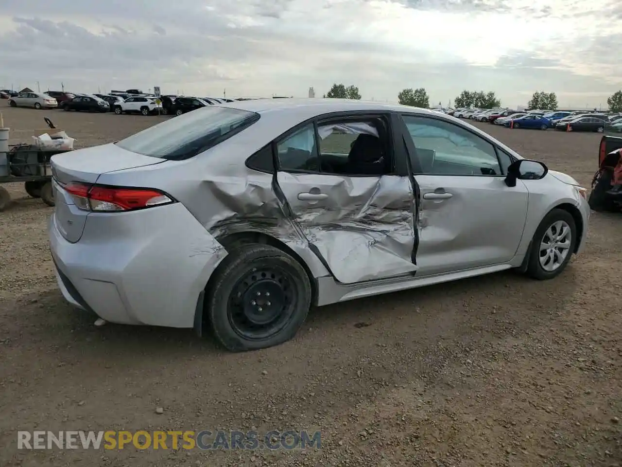 3 Photograph of a damaged car 5YFBPRBE7LP111723 TOYOTA COROLLA 2020