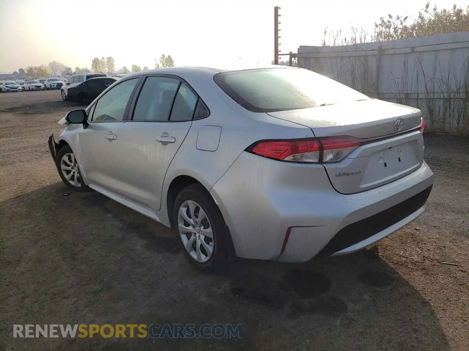 3 Photograph of a damaged car 5YFBPRBE7LP118168 TOYOTA COROLLA 2020