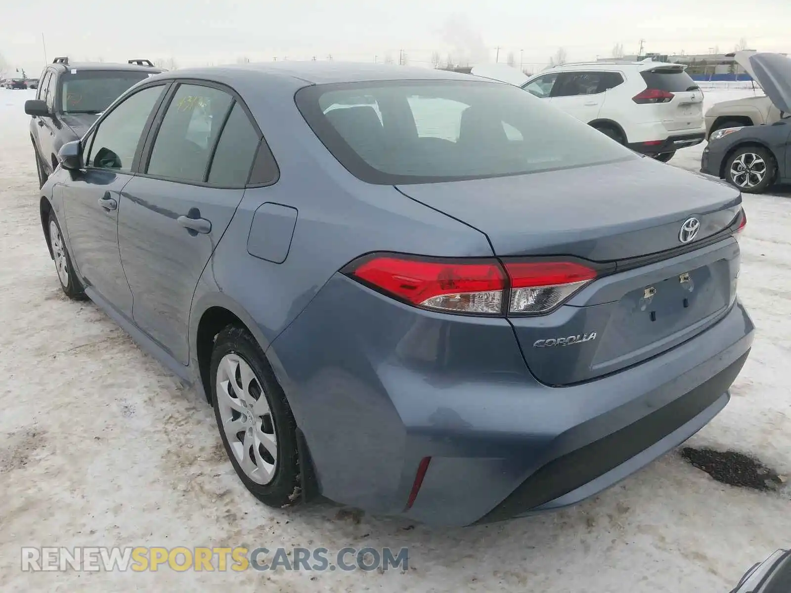 3 Photograph of a damaged car 5YFBPRBE8LP017205 TOYOTA COROLLA 2020
