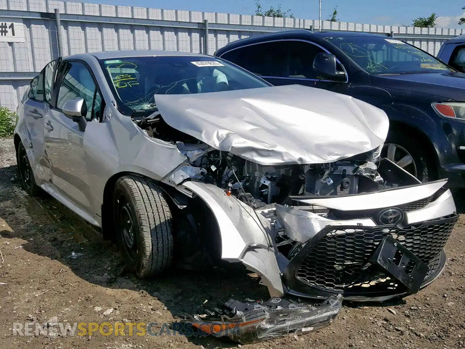 1 Photograph of a damaged car 5YFBPRBE9LP018542 TOYOTA COROLLA 2020