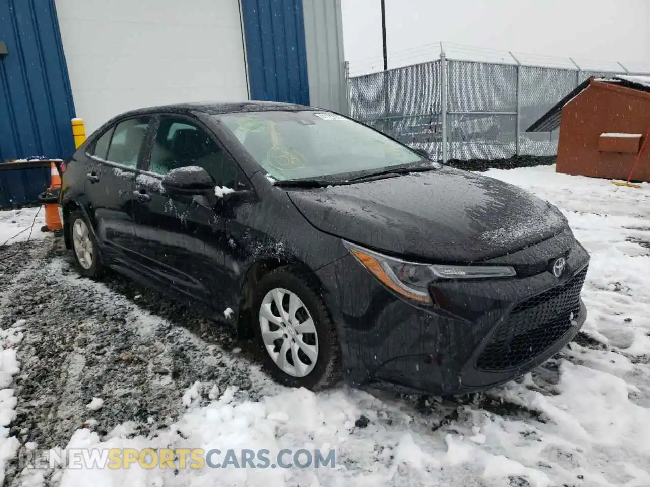 1 Photograph of a damaged car 5YFBPRBE9LP023613 TOYOTA COROLLA 2020