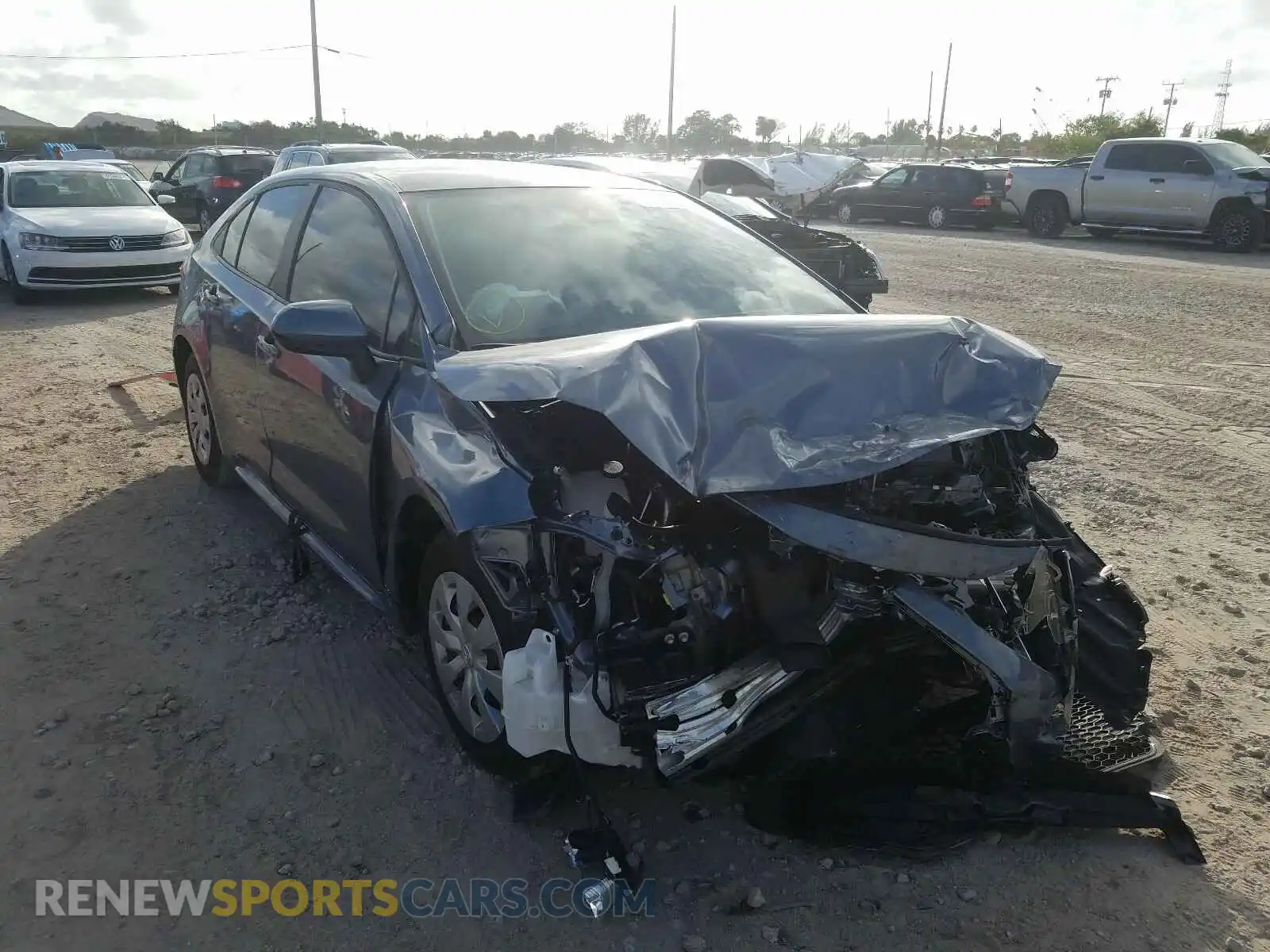 1 Photograph of a damaged car 5YFDPRAE1LP109511 TOYOTA COROLLA 2020