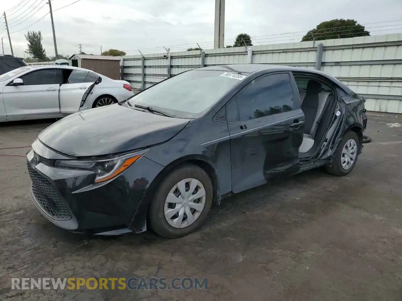 1 Photograph of a damaged car 5YFDPRAE1LP110125 TOYOTA COROLLA 2020