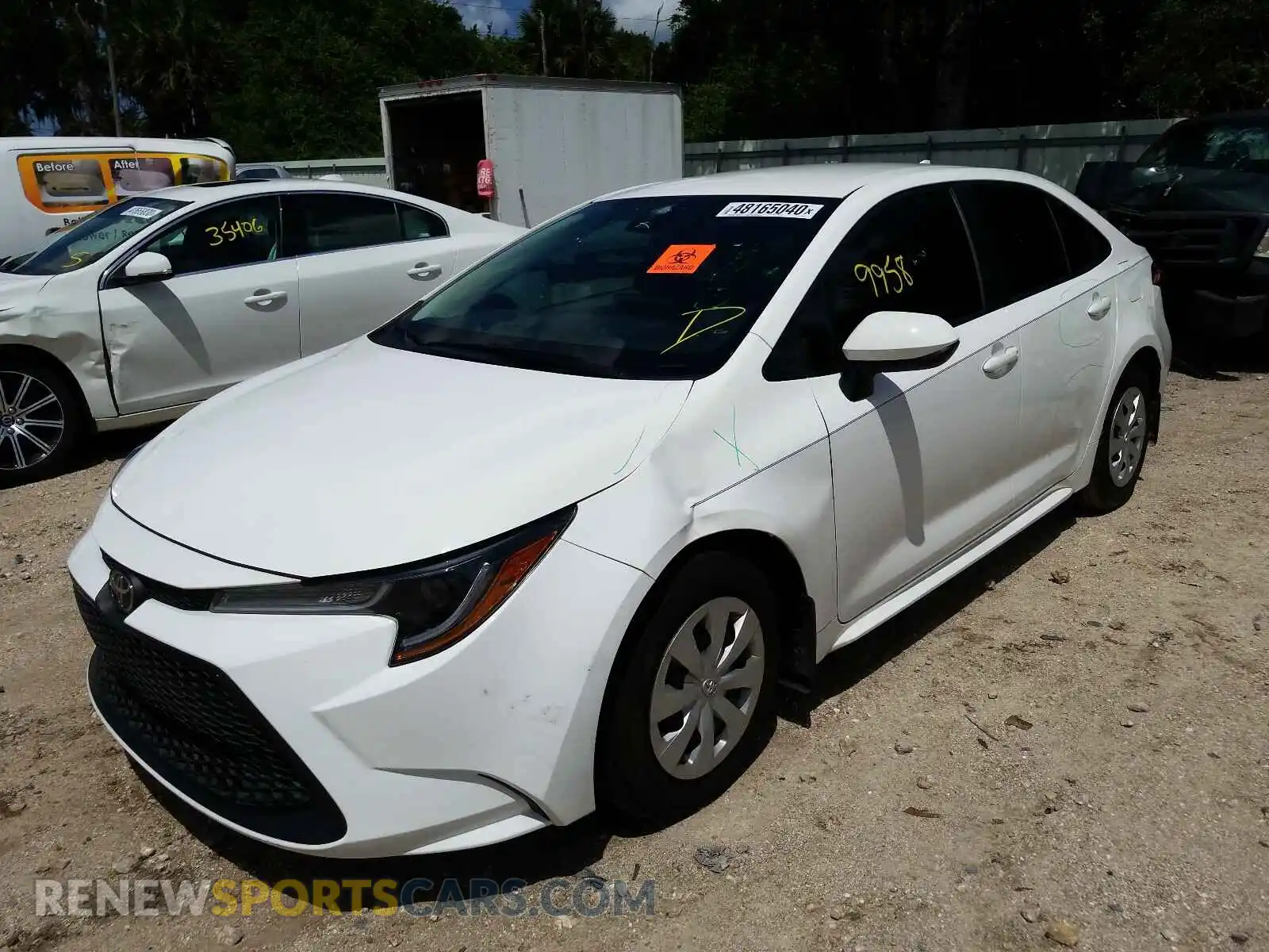 2 Photograph of a damaged car 5YFDPRAE2LP040117 TOYOTA COROLLA 2020