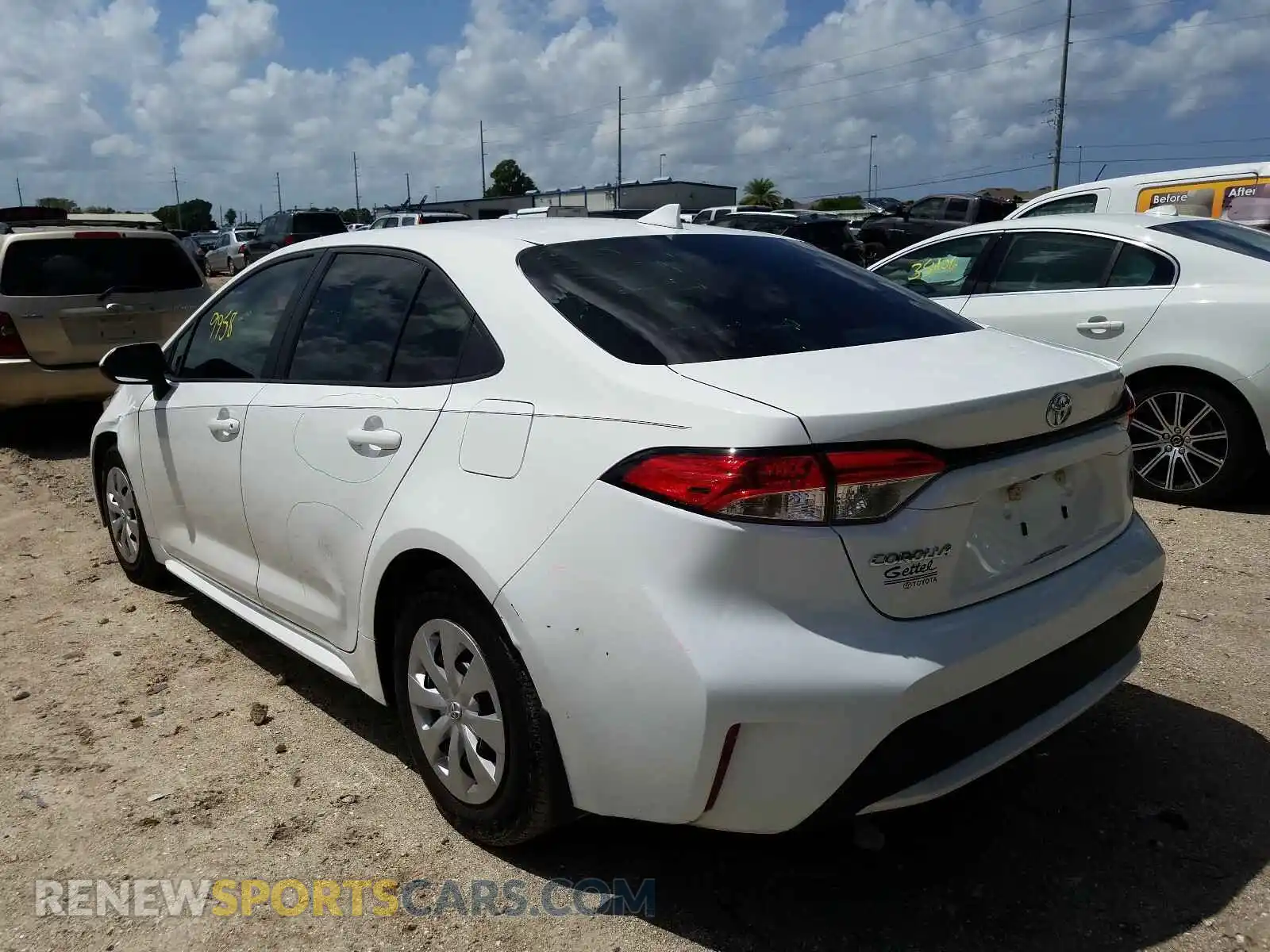 3 Photograph of a damaged car 5YFDPRAE2LP040117 TOYOTA COROLLA 2020