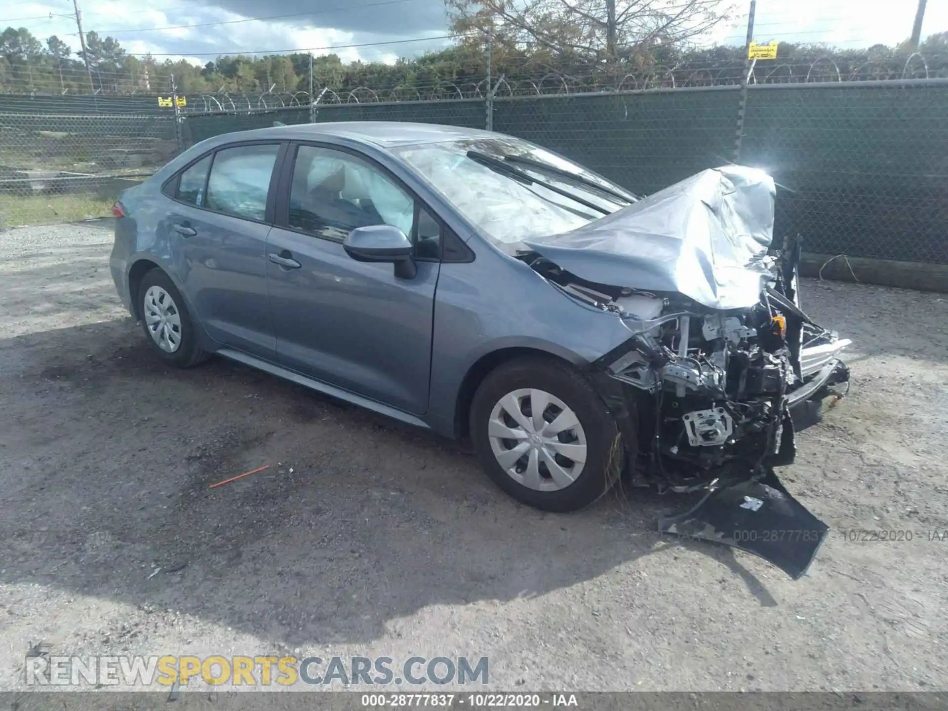 1 Photograph of a damaged car 5YFDPRAE2LP092945 TOYOTA COROLLA 2020