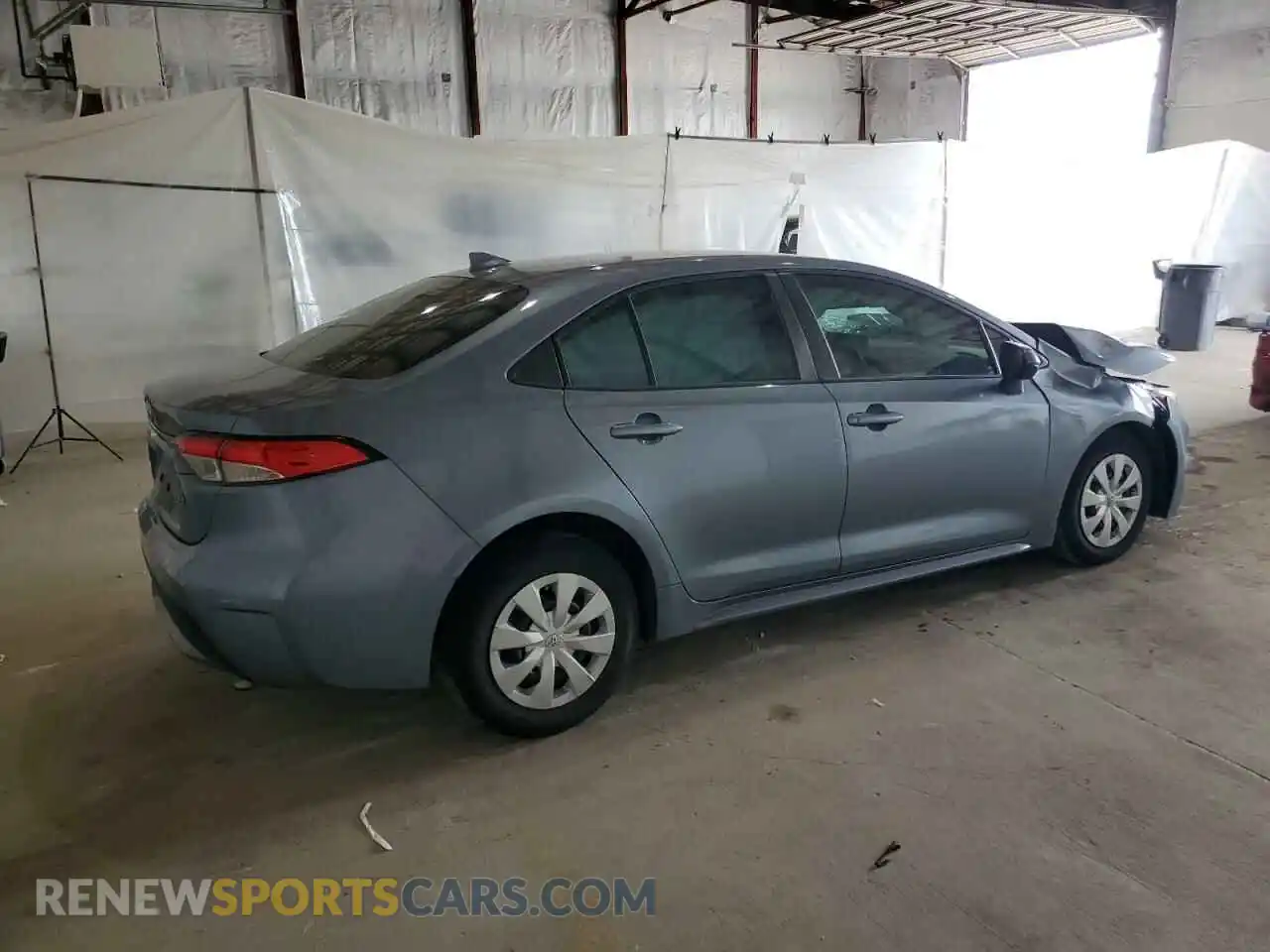 3 Photograph of a damaged car 5YFDPRAE2LP106102 TOYOTA COROLLA 2020