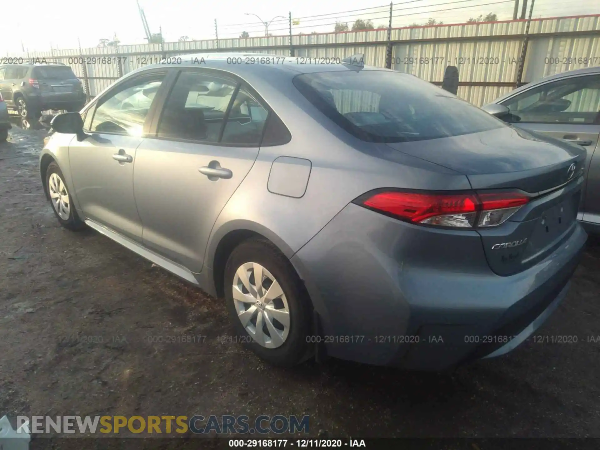 3 Photograph of a damaged car 5YFDPRAE3LP003741 TOYOTA COROLLA 2020