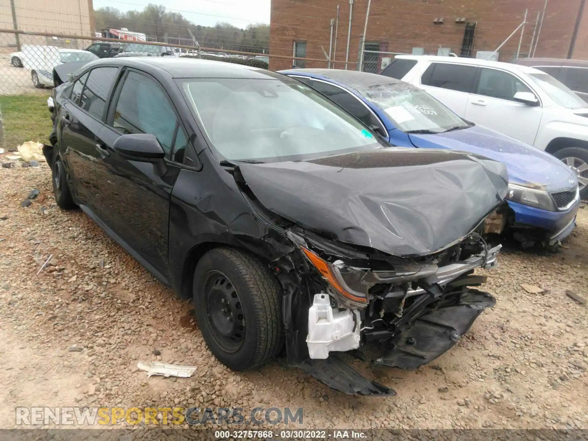 1 Photograph of a damaged car 5YFDPRAE4LP038241 TOYOTA COROLLA 2020