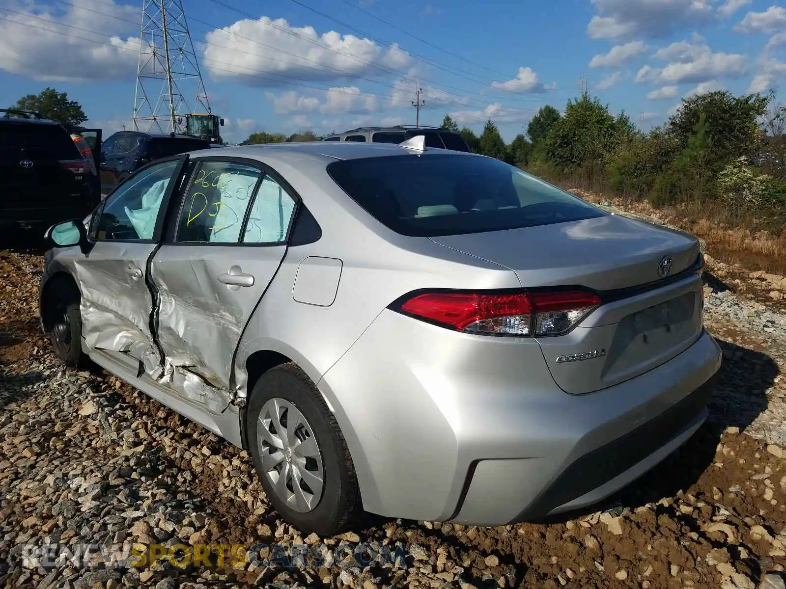 3 Photograph of a damaged car 5YFDPRAE4LP044038 TOYOTA COROLLA 2020