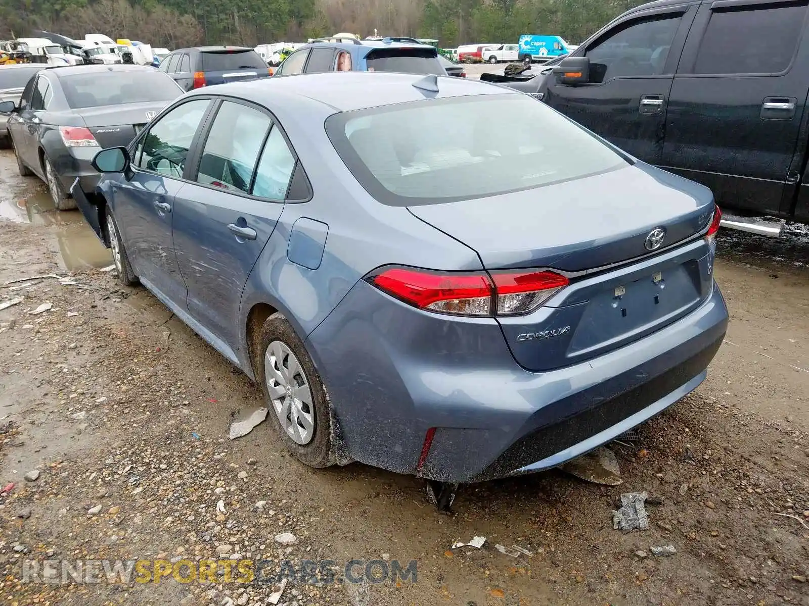 3 Photograph of a damaged car 5YFDPRAE5LP015003 TOYOTA COROLLA 2020
