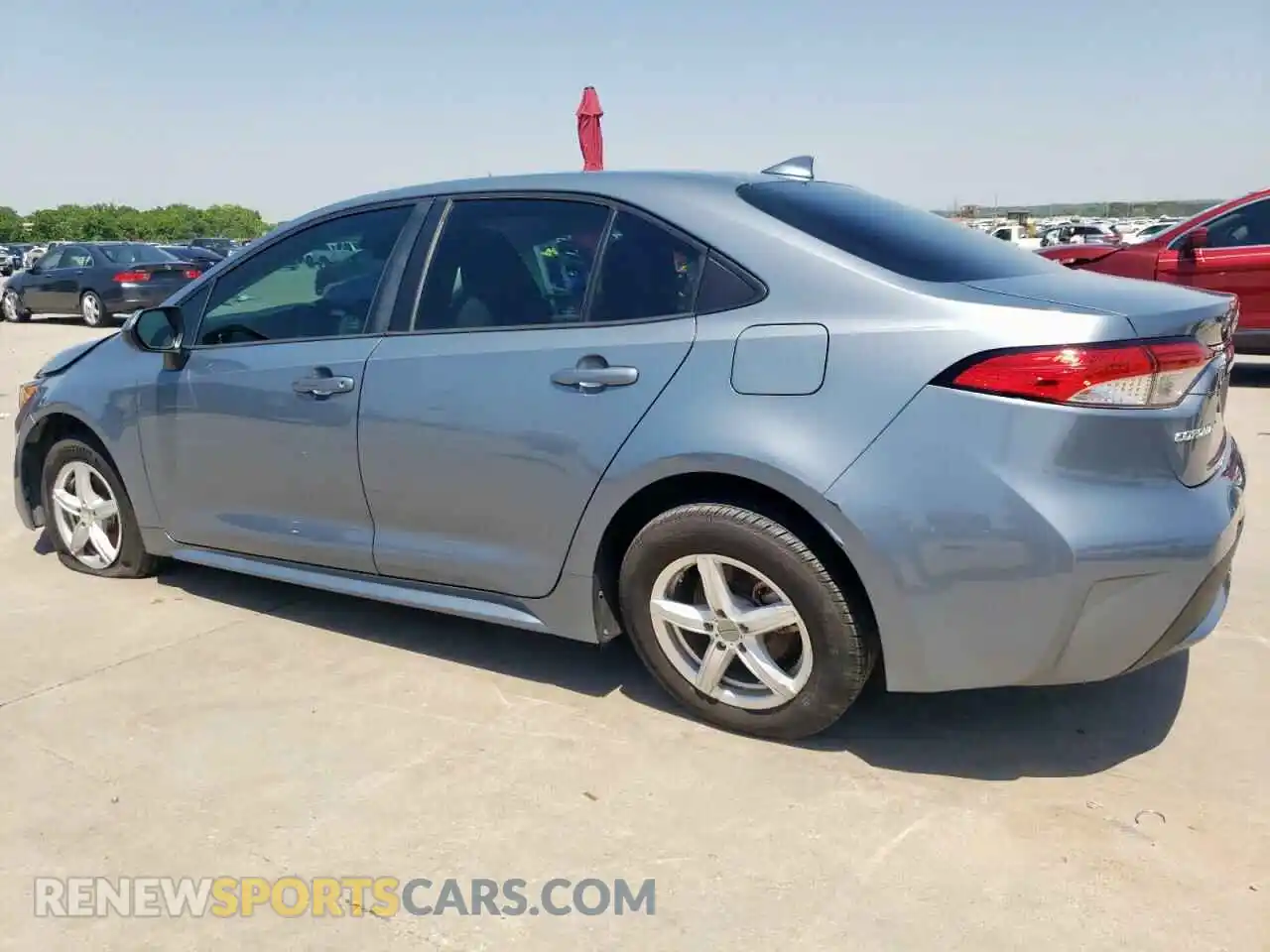 2 Photograph of a damaged car 5YFDPRAE5LP060572 TOYOTA COROLLA 2020
