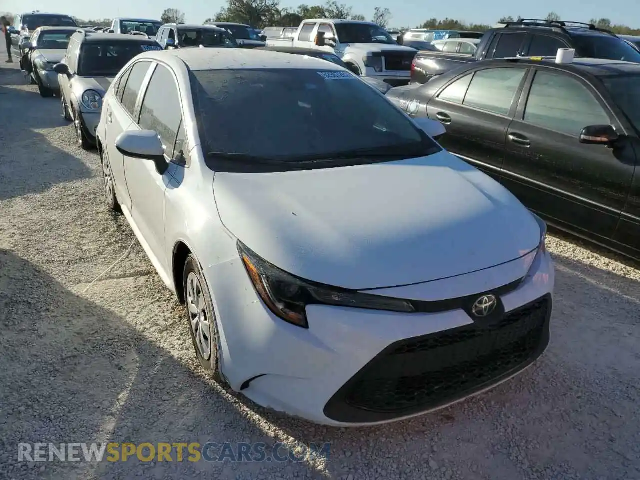 1 Photograph of a damaged car 5YFDPRAE5LP064234 TOYOTA COROLLA 2020