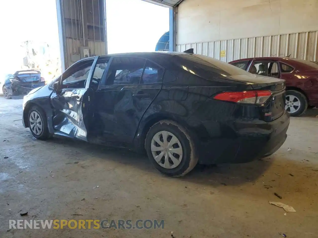 2 Photograph of a damaged car 5YFDPRAE5LP064556 TOYOTA COROLLA 2020