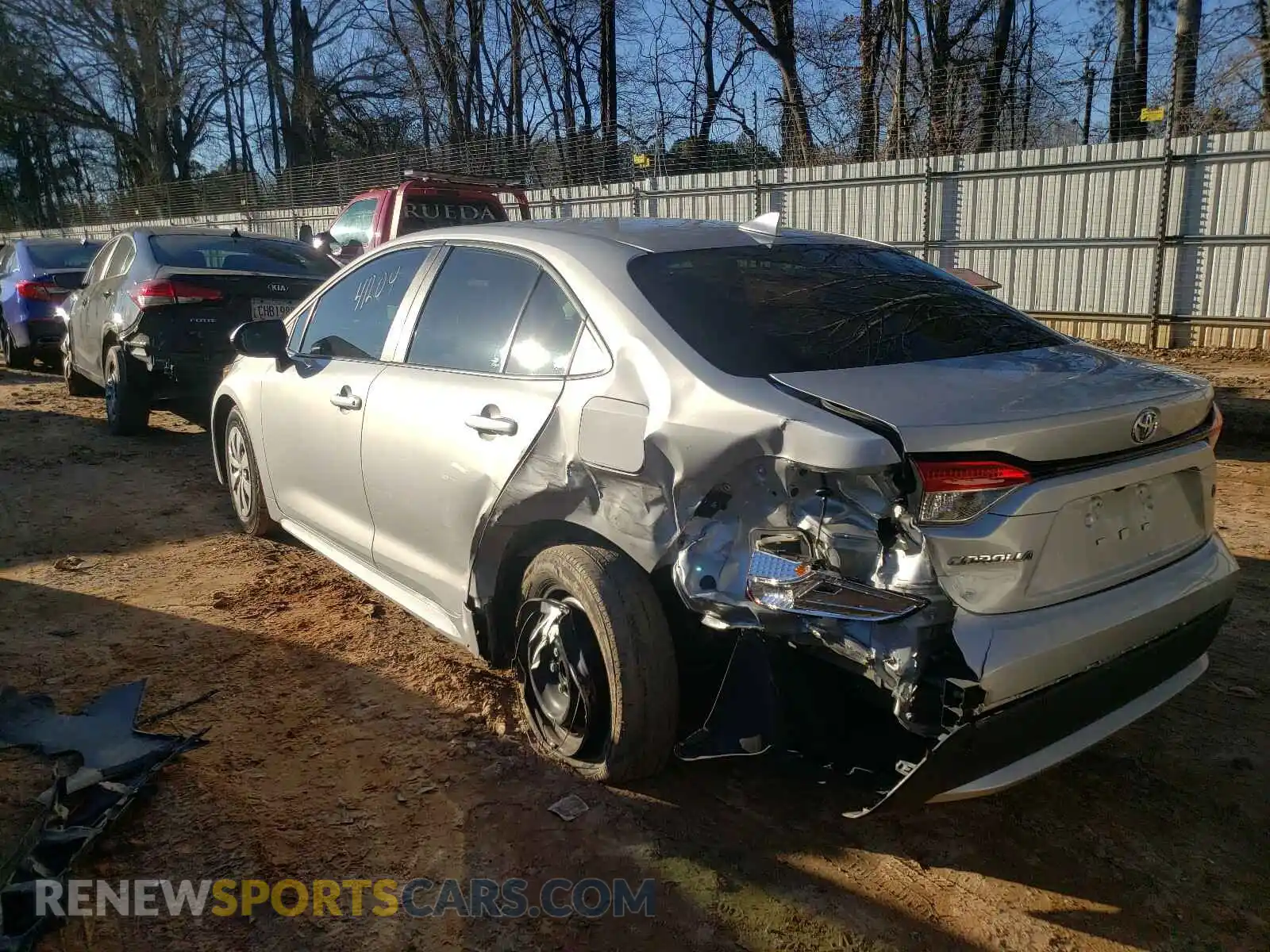 3 Photograph of a damaged car 5YFDPRAE6LP013311 TOYOTA COROLLA 2020