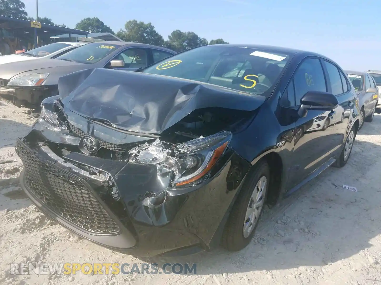2 Photograph of a damaged car 5YFDPRAE6LP105423 TOYOTA COROLLA 2020