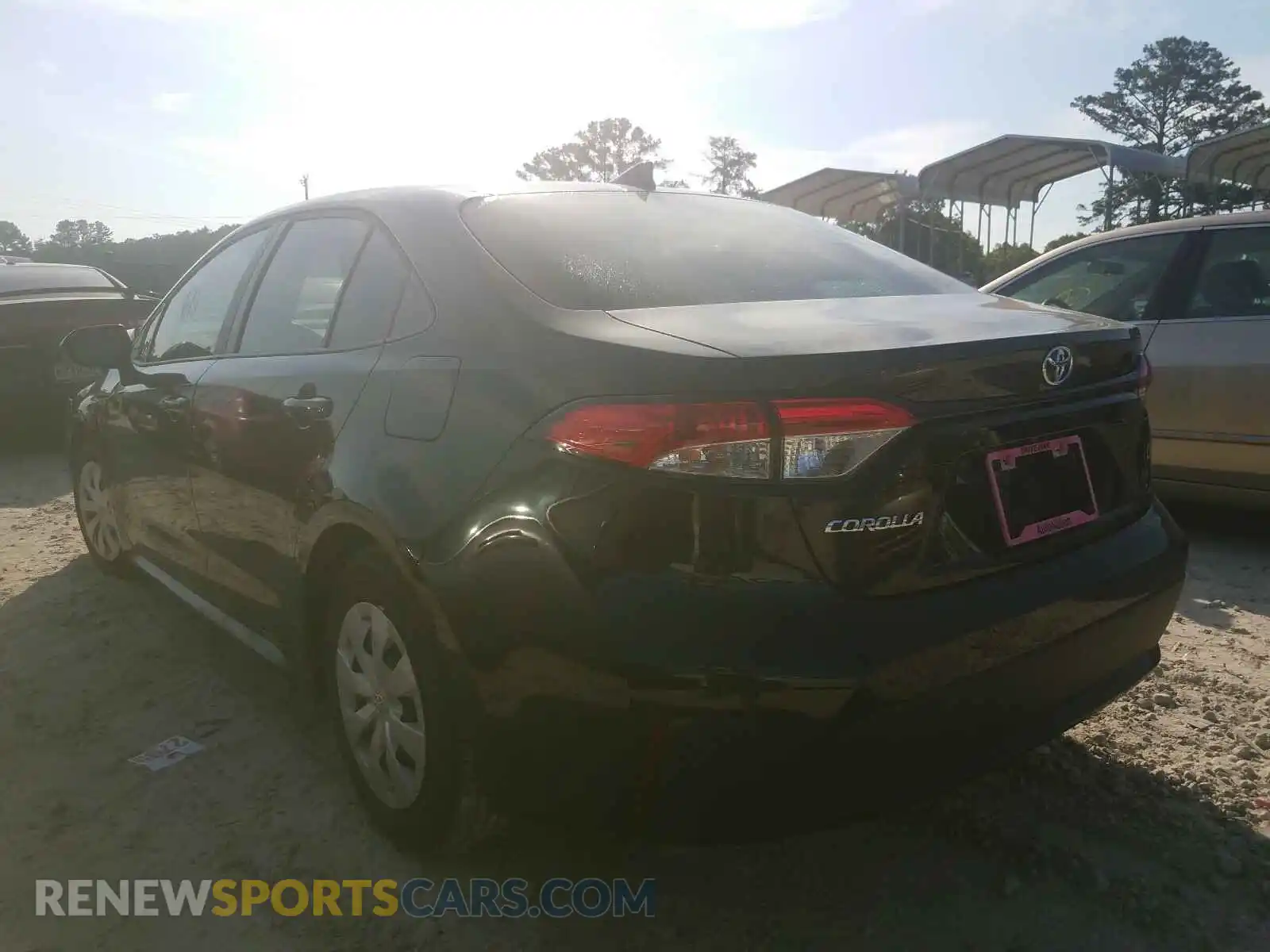 3 Photograph of a damaged car 5YFDPRAE6LP105423 TOYOTA COROLLA 2020