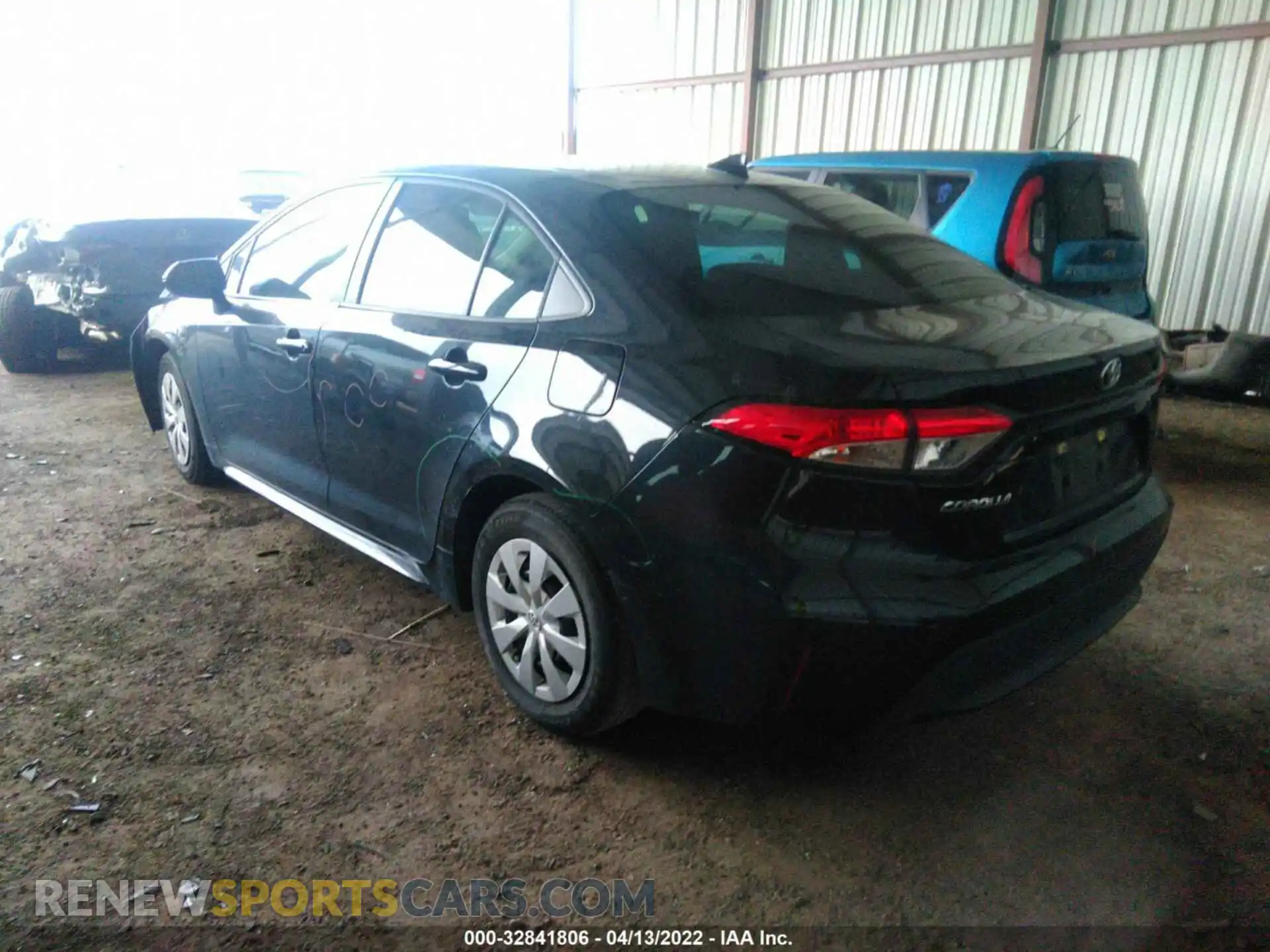 3 fotografías del automóvil dañado 5YFDPRAE7LP033812 TOYOTA COROLLA 2020