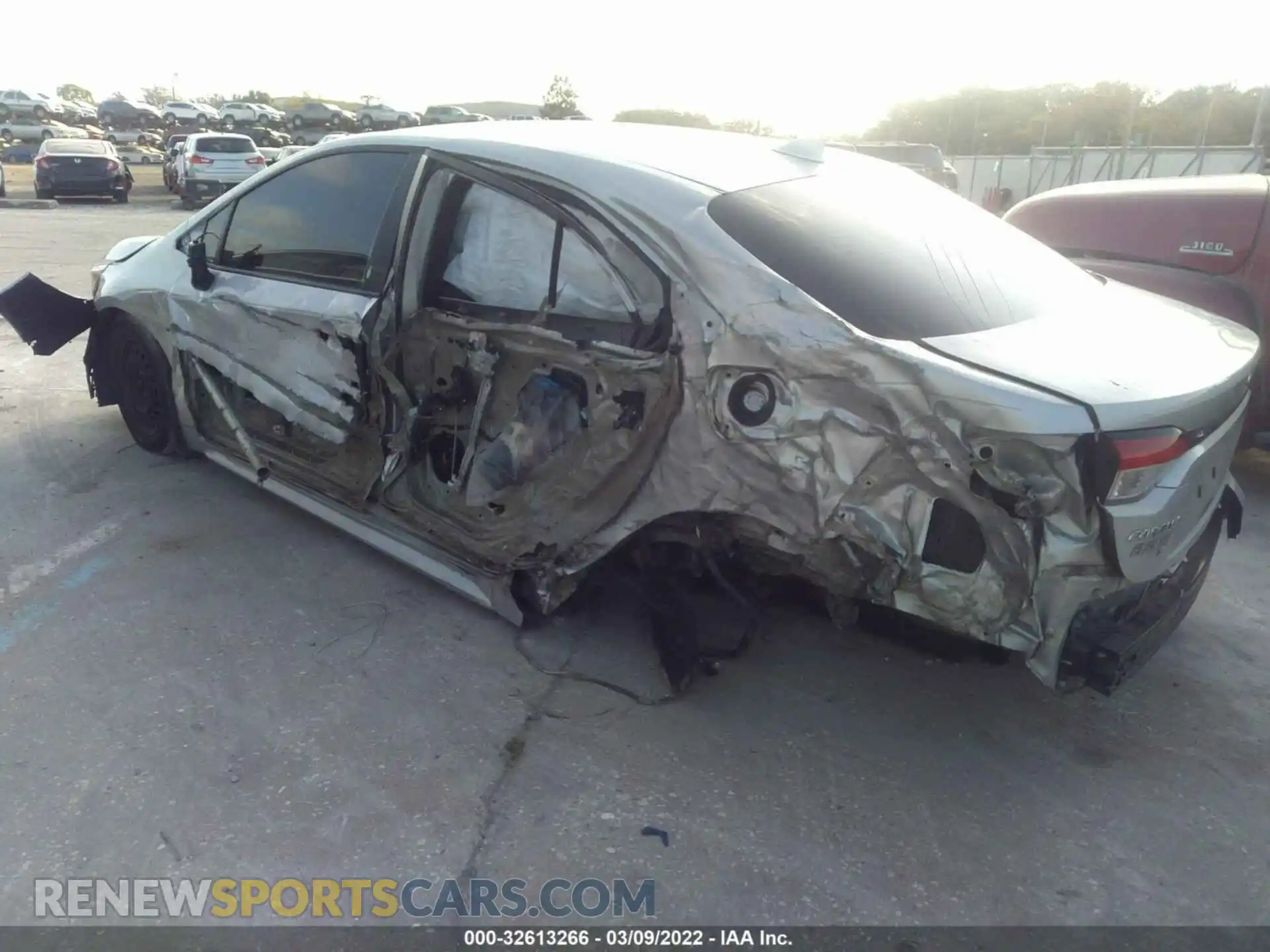 3 Photograph of a damaged car 5YFDPRAE7LP063781 TOYOTA COROLLA 2020