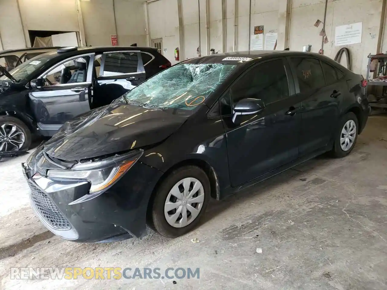 2 Photograph of a damaged car 5YFDPRAE7LP130444 TOYOTA COROLLA 2020