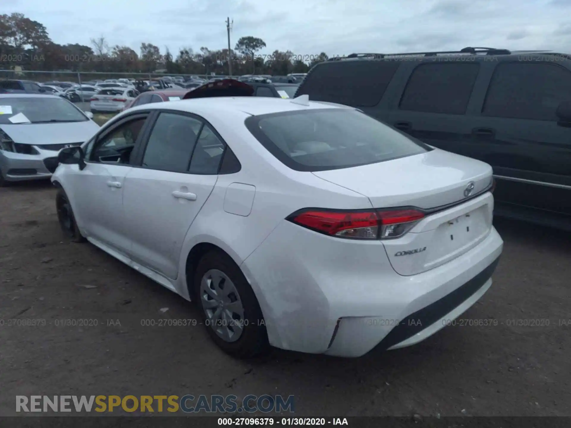 3 Photograph of a damaged car 5YFDPRAE8LP050246 TOYOTA COROLLA 2020