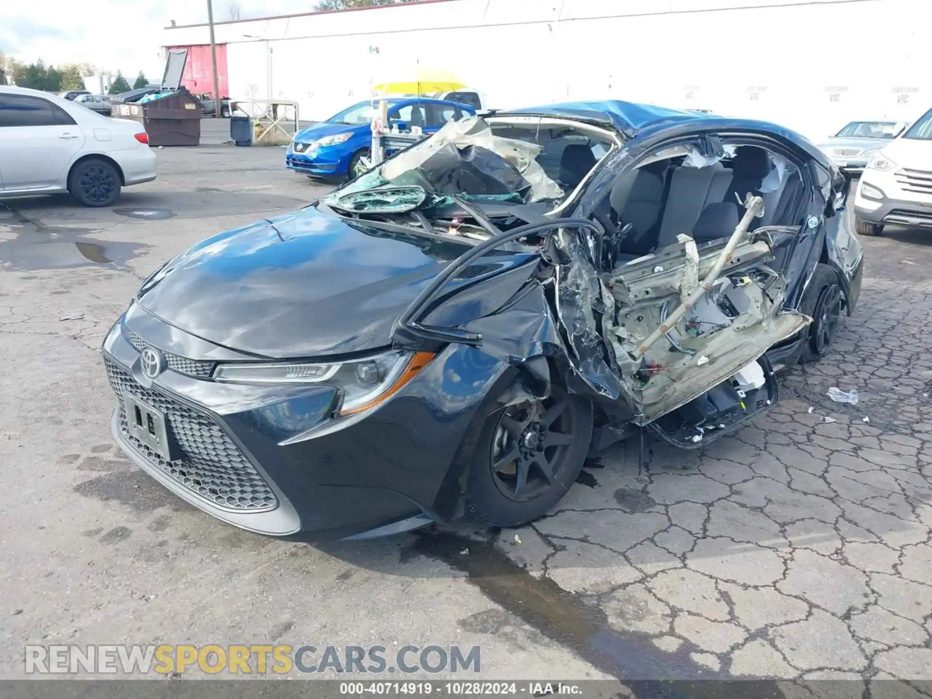 2 Photograph of a damaged car 5YFDPRAE8LP063286 TOYOTA COROLLA 2020