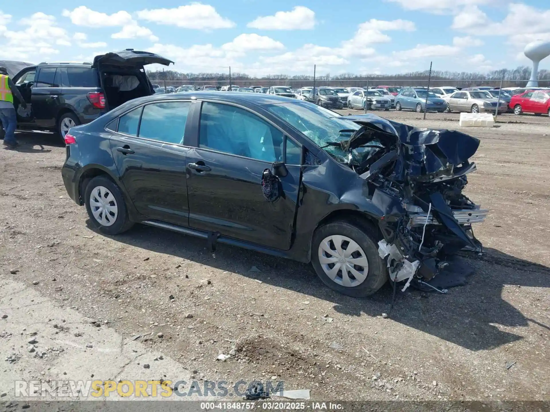 1 Photograph of a damaged car 5YFDPRAE9LP047985 TOYOTA COROLLA 2020