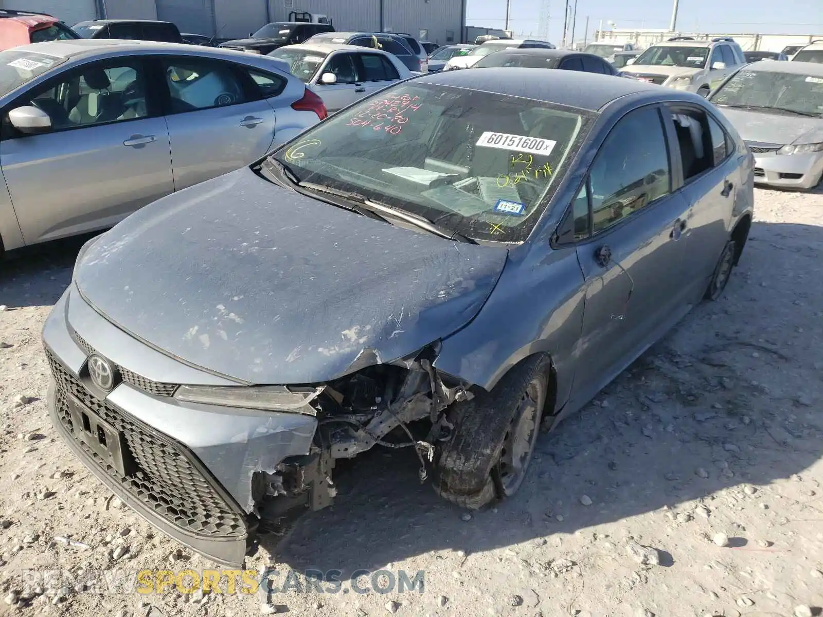 2 Photograph of a damaged car 5YFDPRAE9LP064754 TOYOTA COROLLA 2020