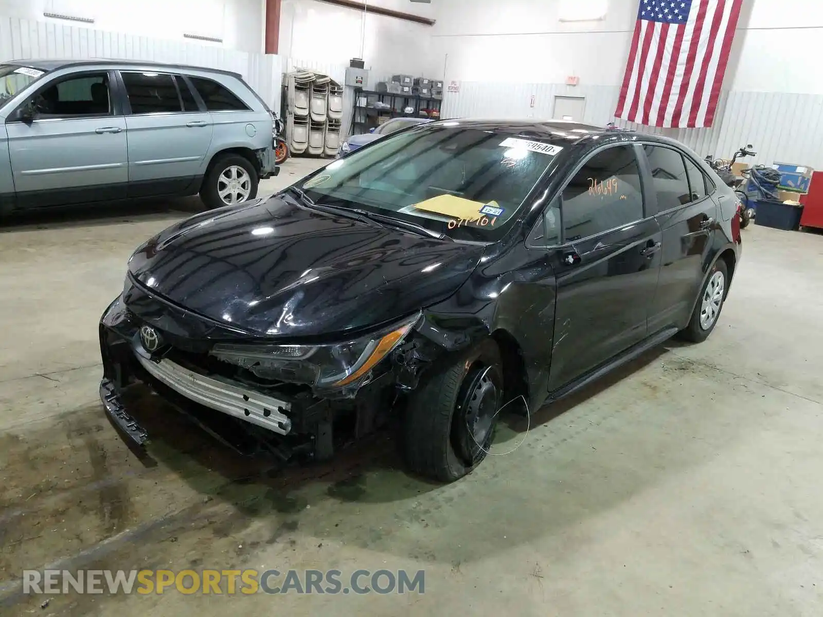 2 Photograph of a damaged car 5YFDPRAE9LP071901 TOYOTA COROLLA 2020