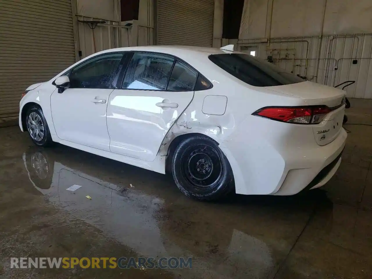 2 Photograph of a damaged car 5YFDPRAEXLP021377 TOYOTA COROLLA 2020