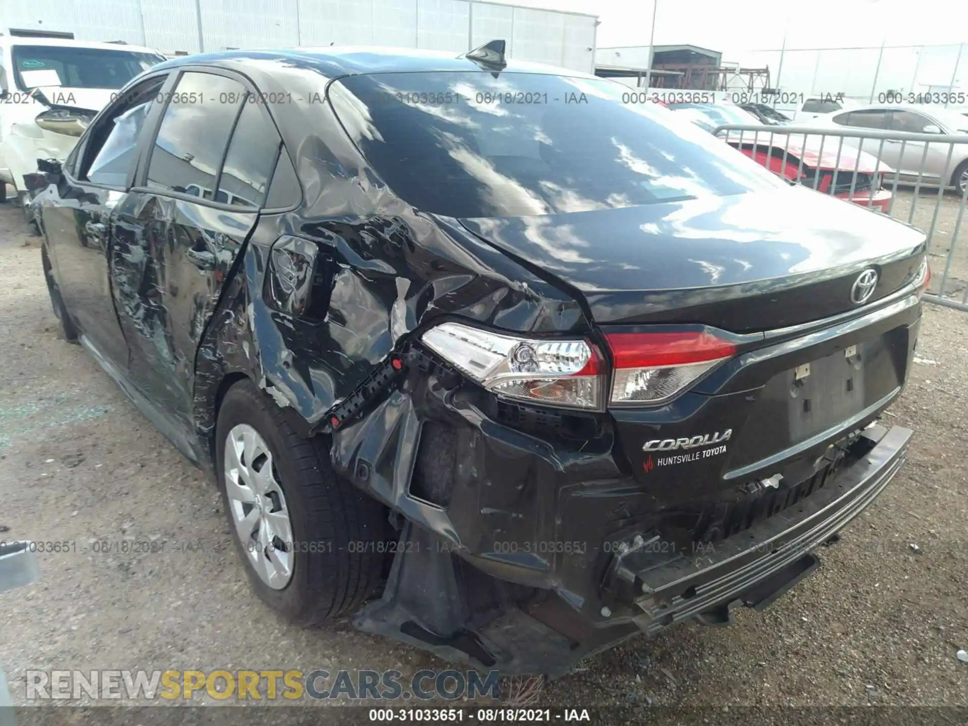 3 Photograph of a damaged car 5YFDPRAEXLP046537 TOYOTA COROLLA 2020