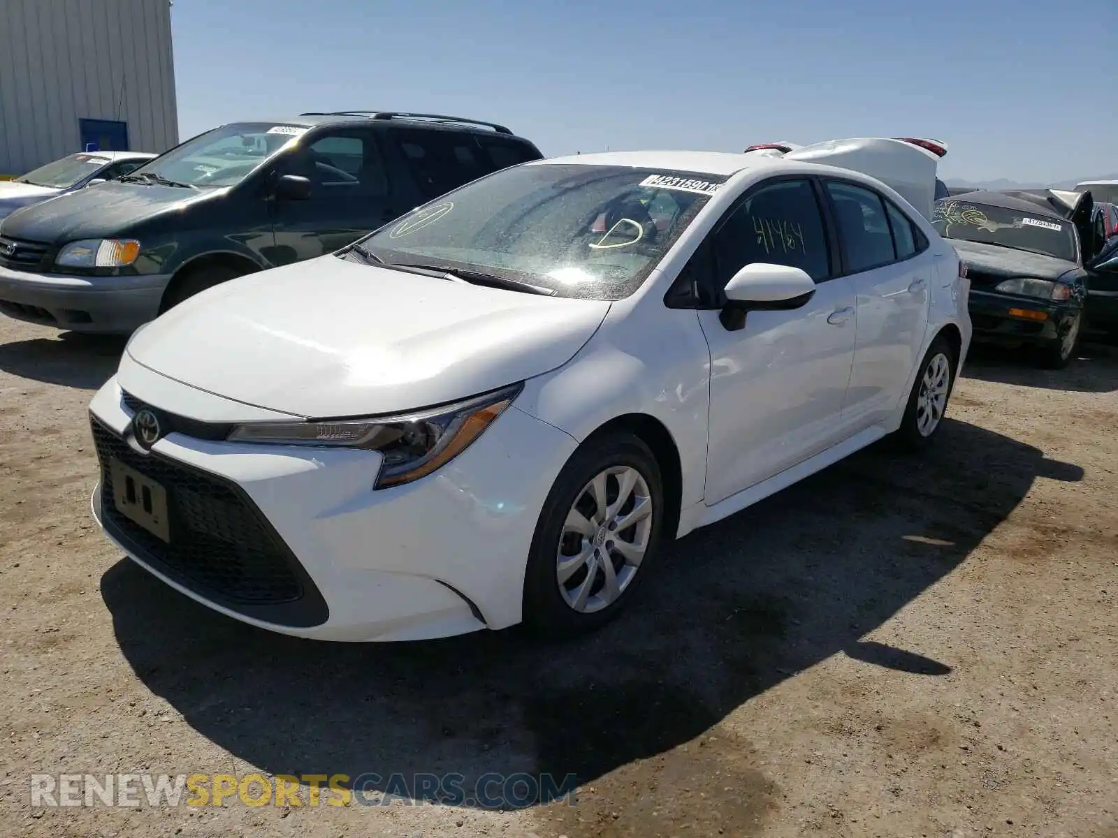 2 Photograph of a damaged car 5YFEPRAE0LP022459 TOYOTA COROLLA 2020