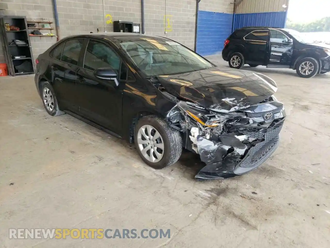 1 Photograph of a damaged car 5YFEPRAE0LP026480 TOYOTA COROLLA 2020