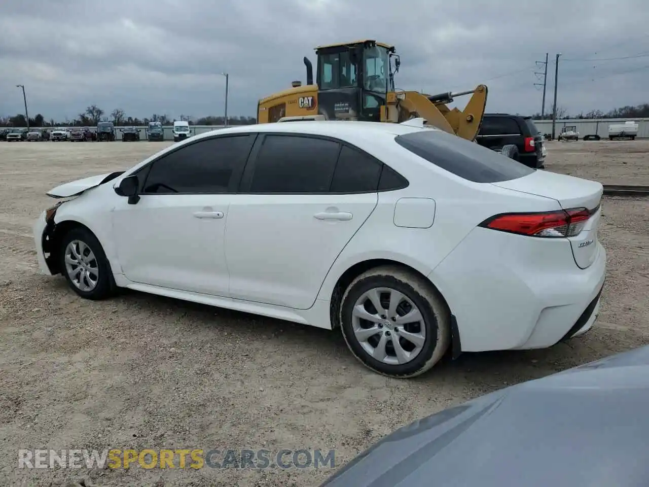 2 Photograph of a damaged car 5YFEPRAE0LP039360 TOYOTA COROLLA 2020