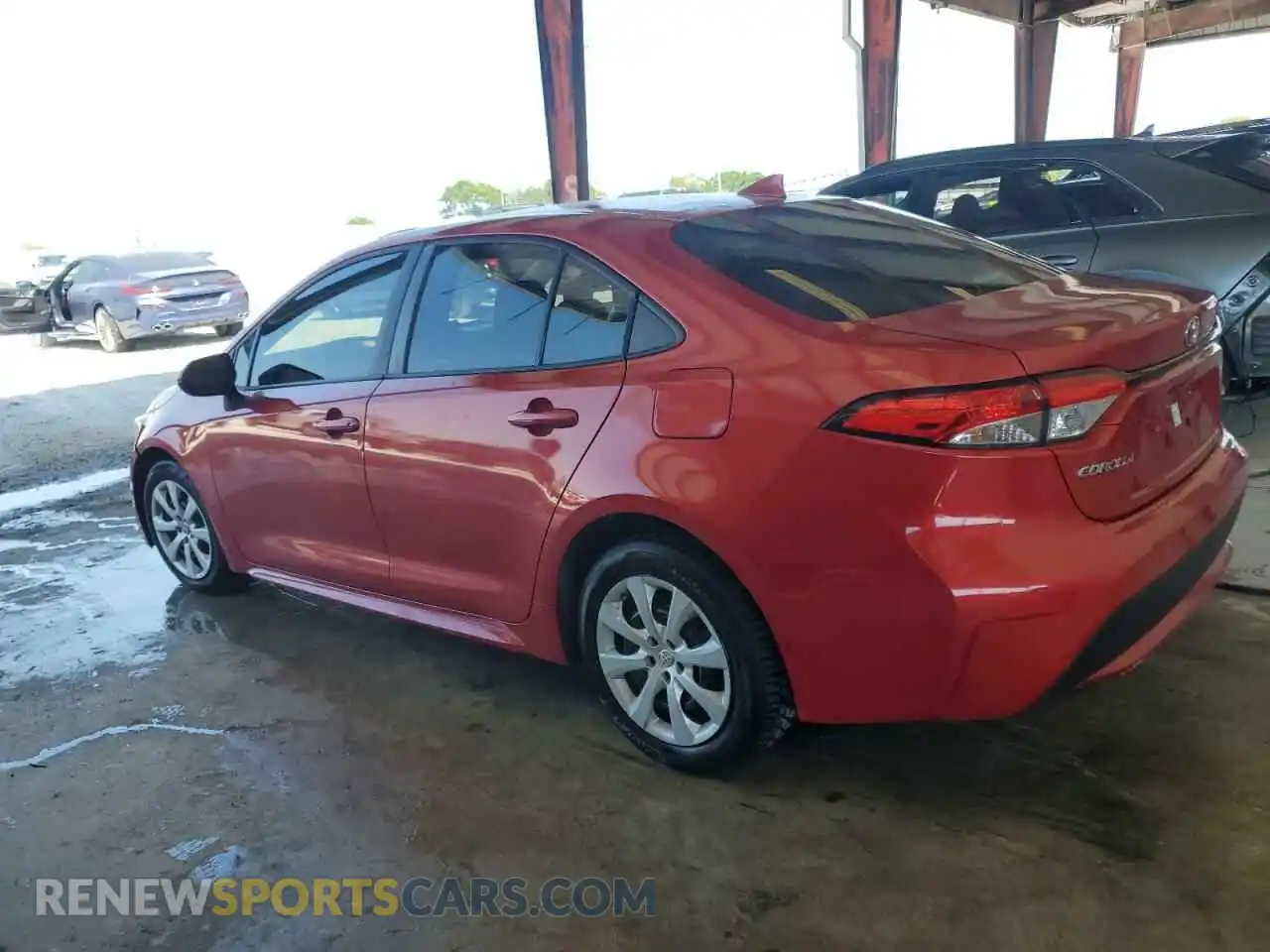 2 Photograph of a damaged car 5YFEPRAE0LP081222 TOYOTA COROLLA 2020