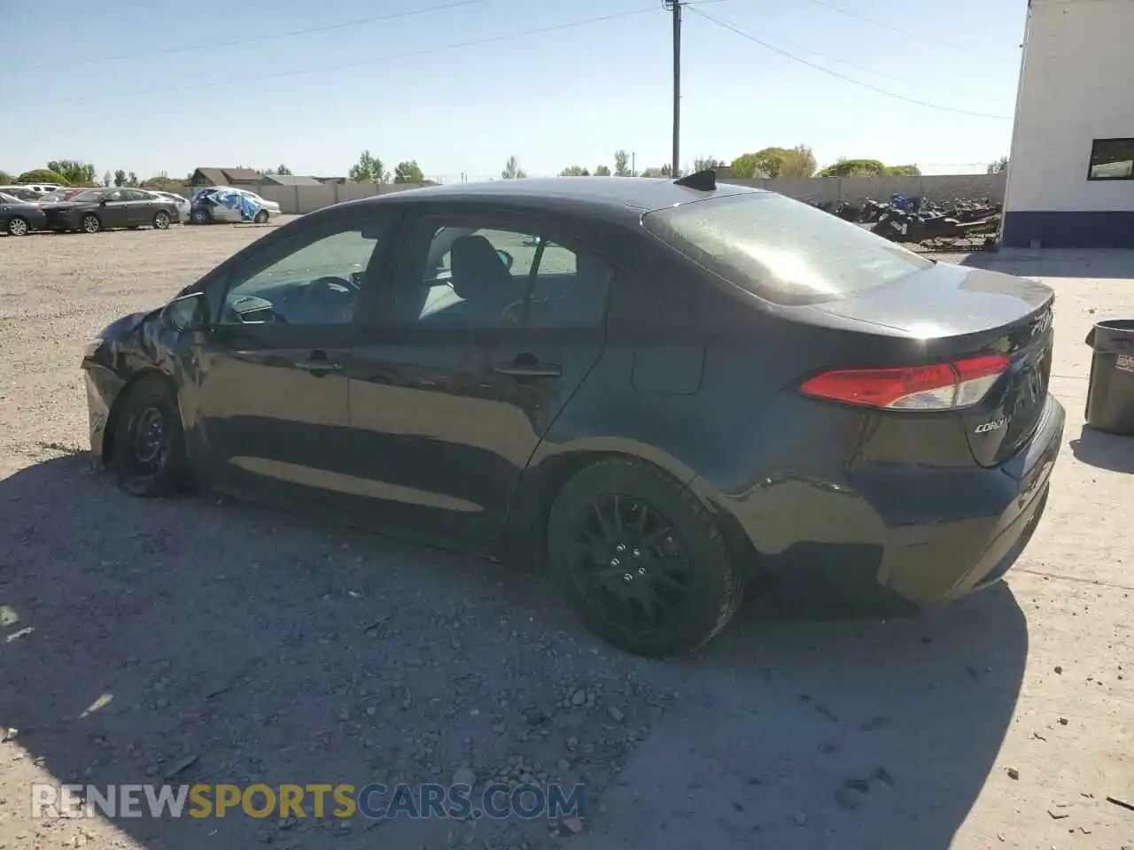 2 fotografías del automóvil dañado 5YFEPRAE0LP092821 TOYOTA COROLLA 2020