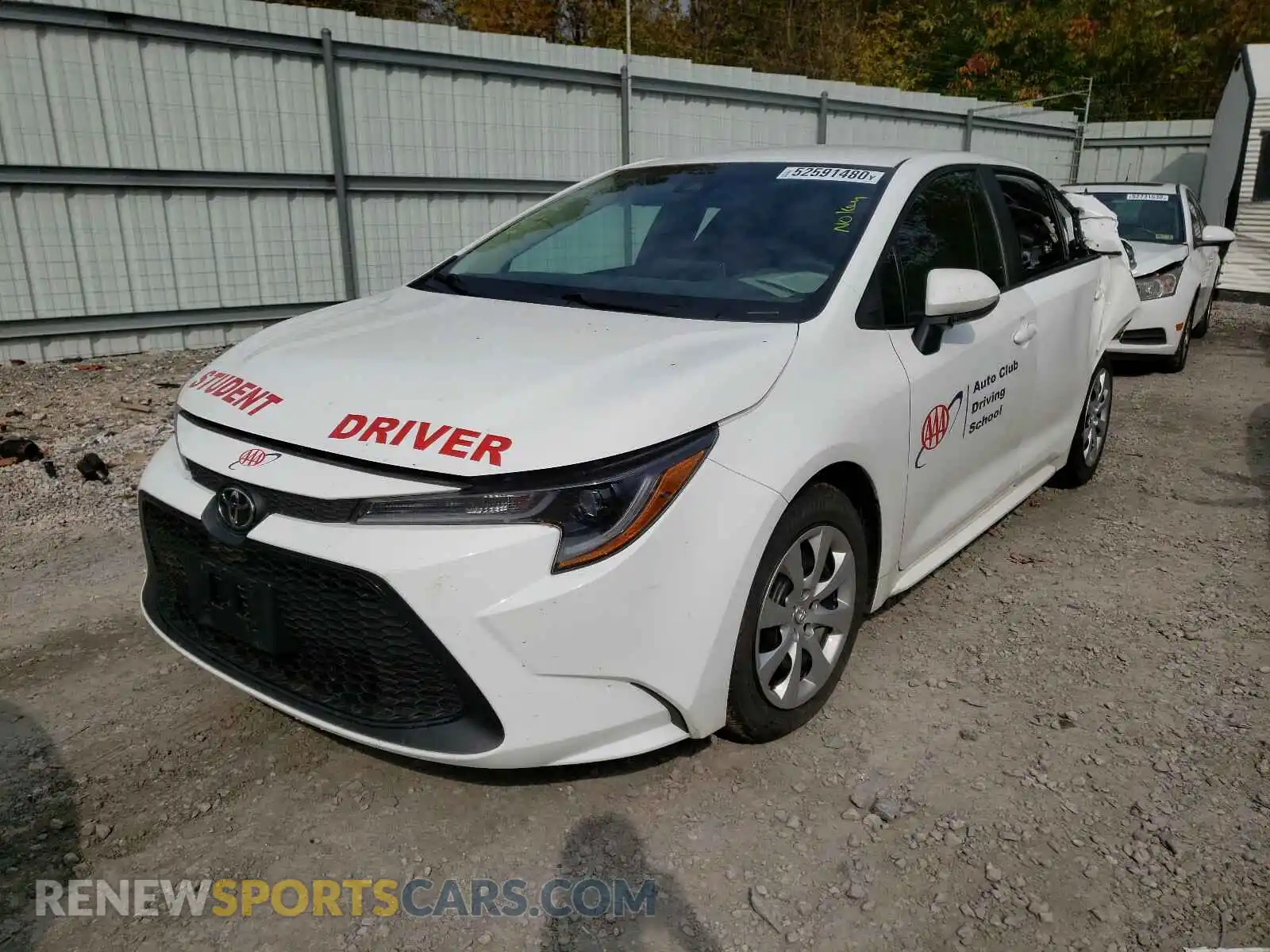 2 Photograph of a damaged car 5YFEPRAE0LP095198 TOYOTA COROLLA 2020